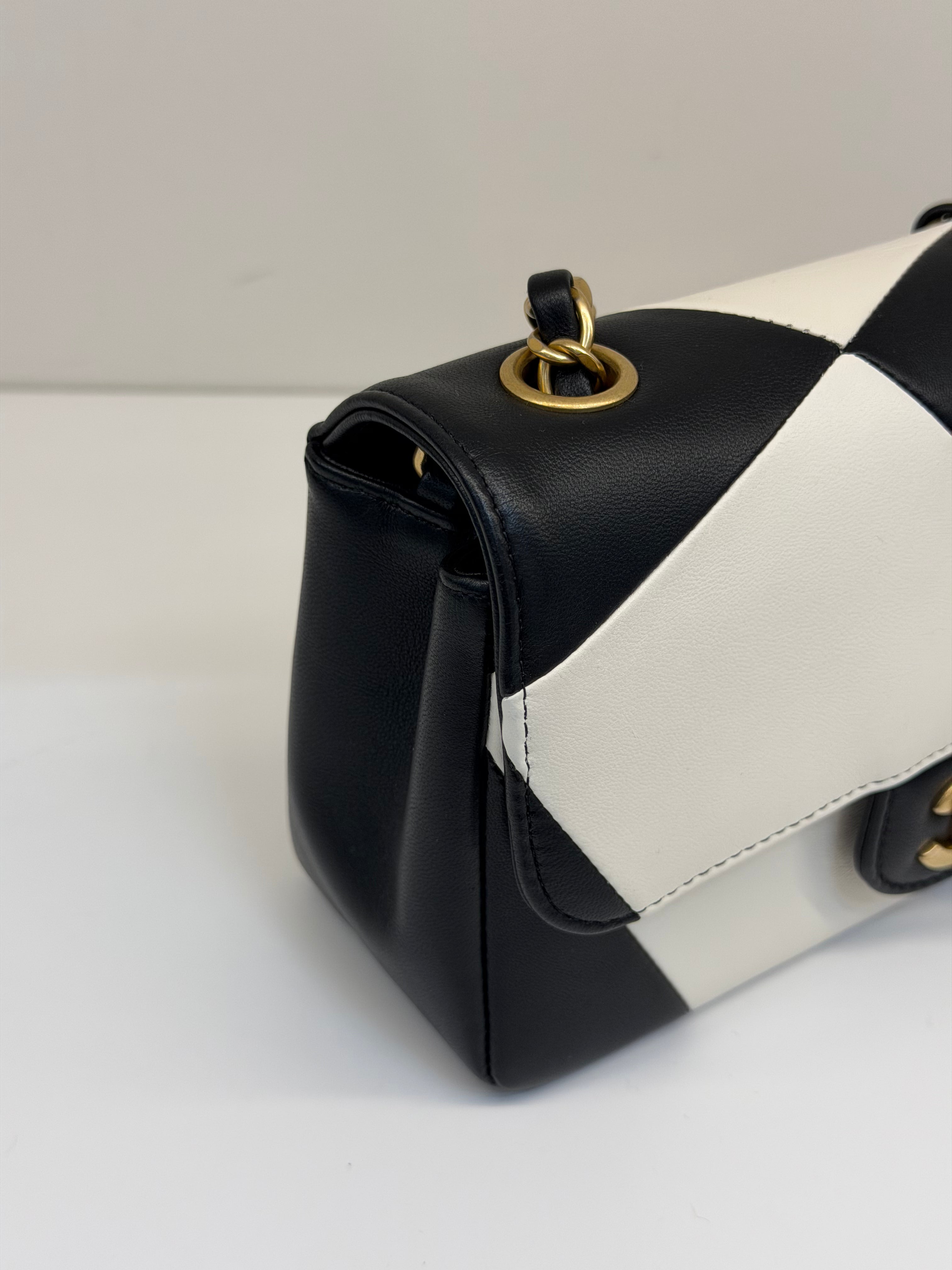 Borsa Chanel Metiers D'Art Classic Flap Limited Edition