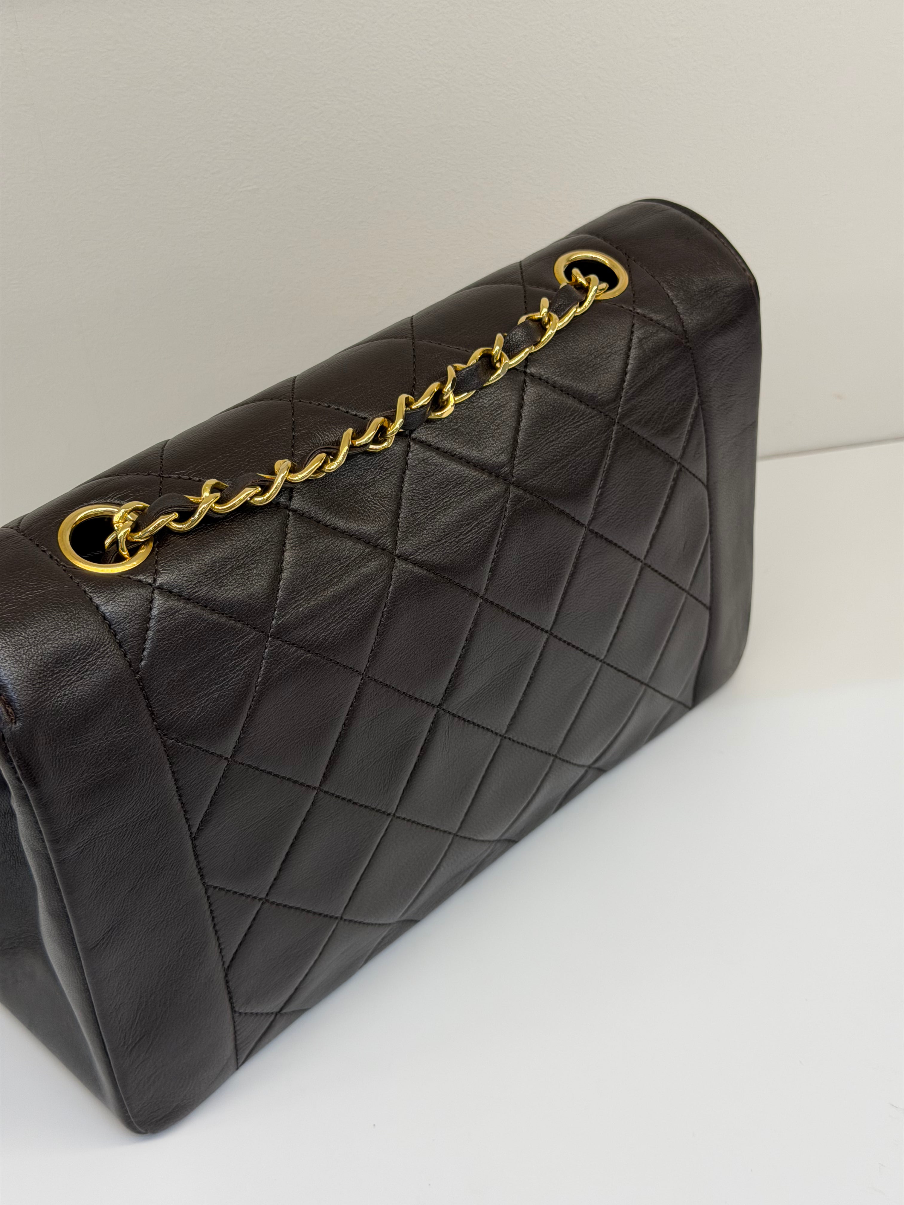 Borsa Chanel Diana in Pelle Marrone