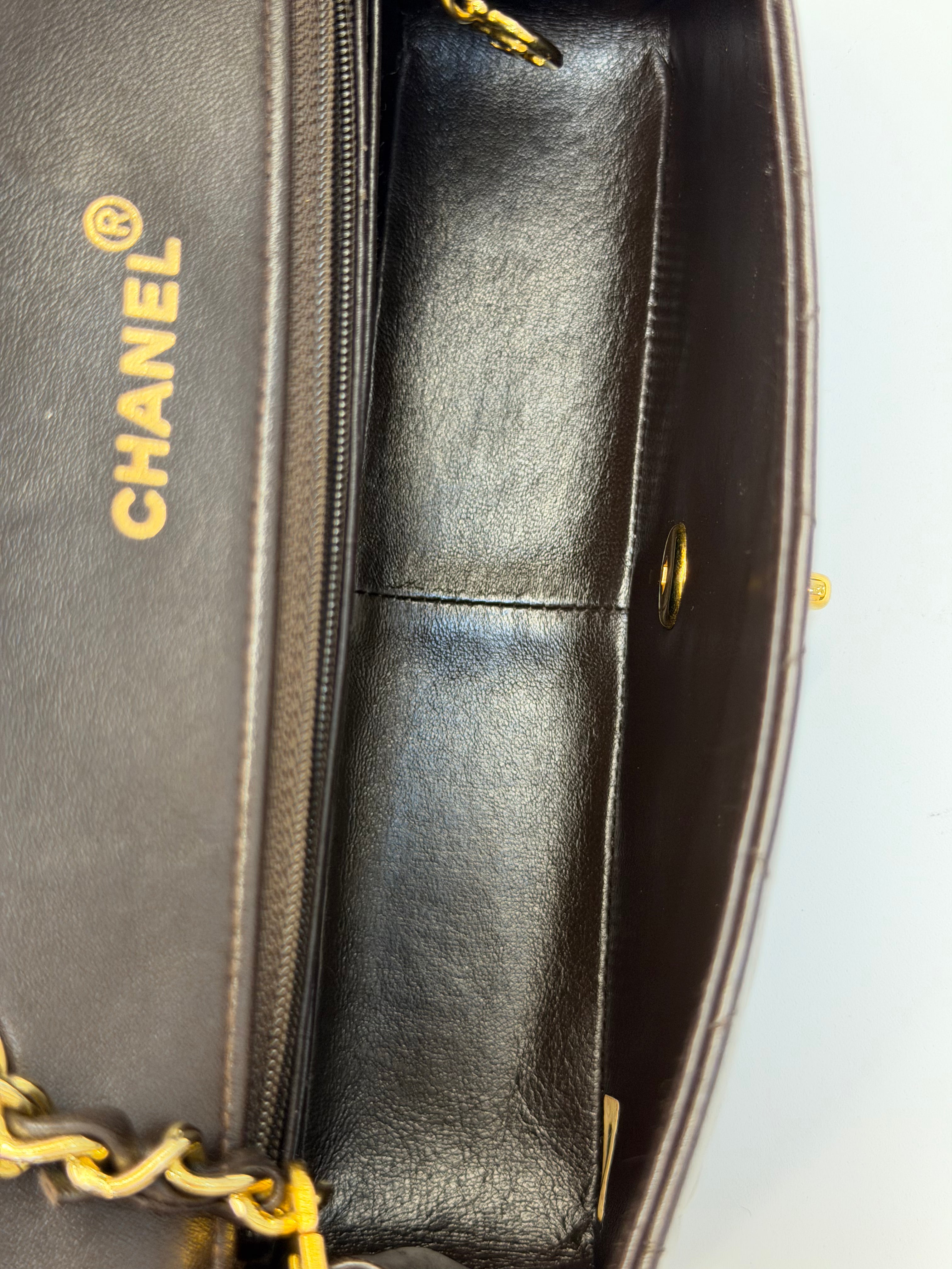 Borsa Chanel Diana in Pelle Marrone