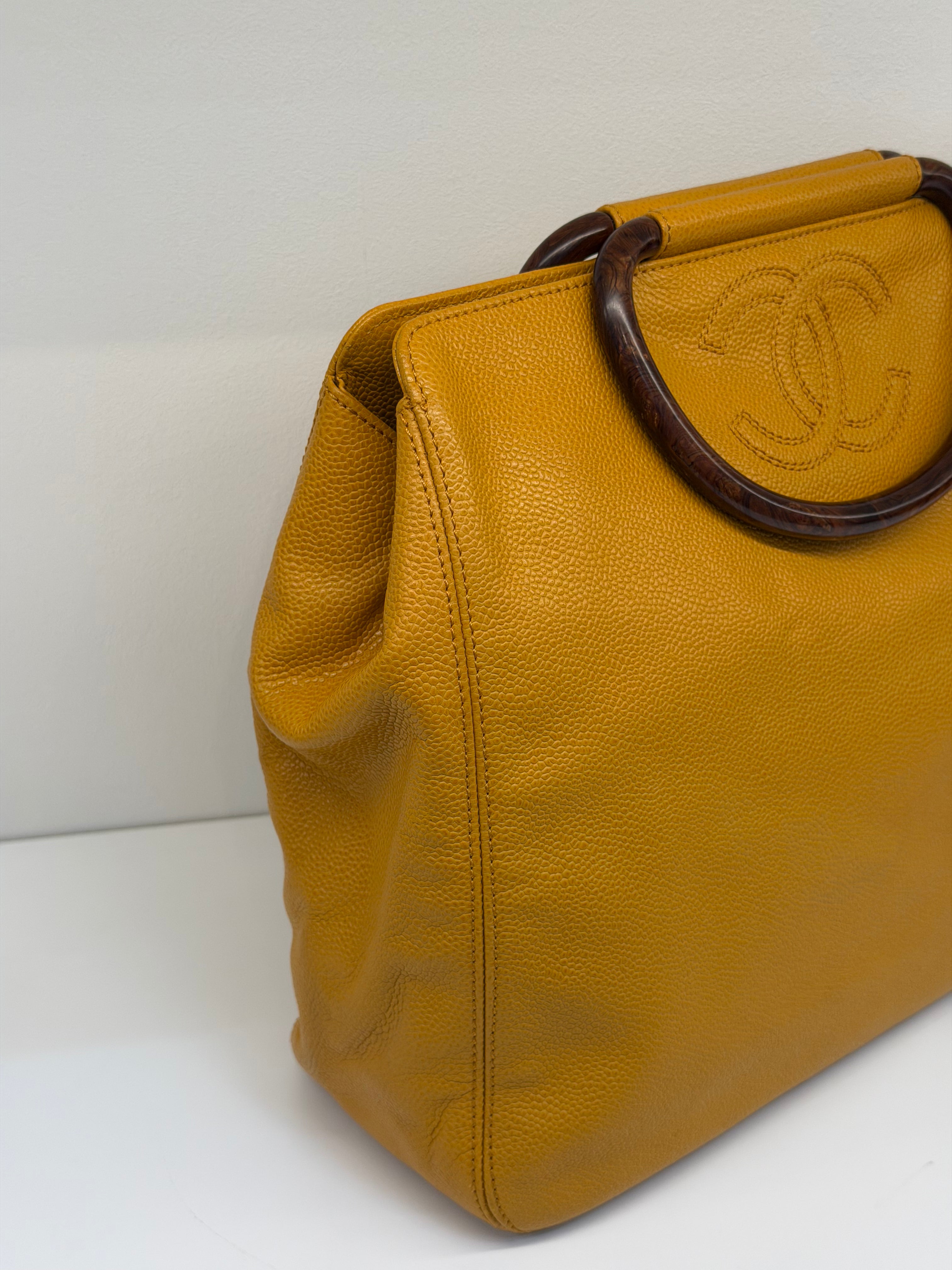 Borsa Tote Chanel Vintage in Pelle Caviar