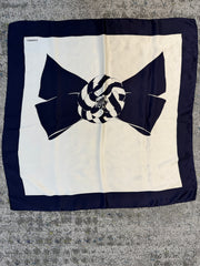 Foulard Vintage Chanel con Nastro a Camelia