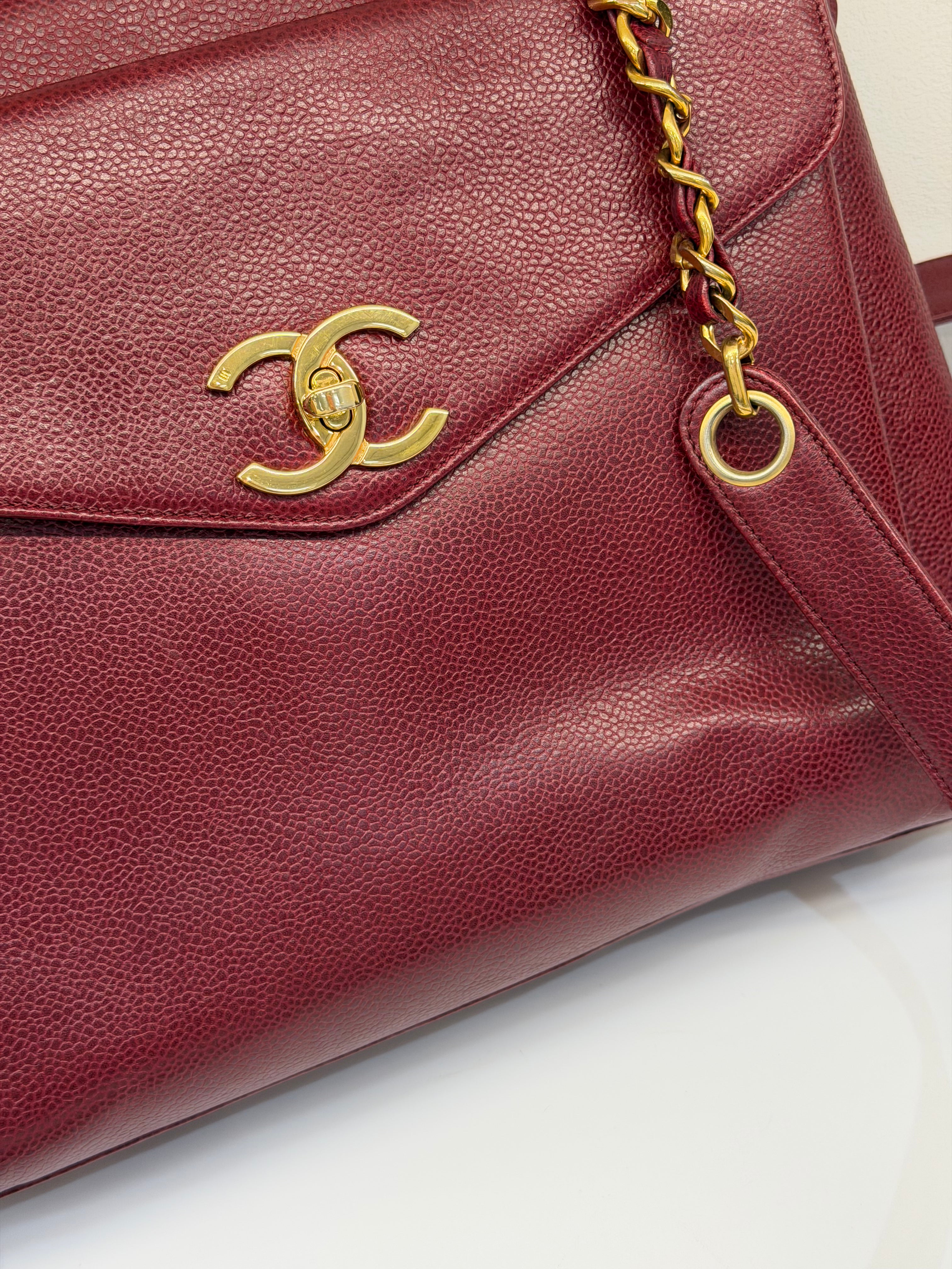 Borsa Chanel Vintage in Pelle Caviar Bordeaux