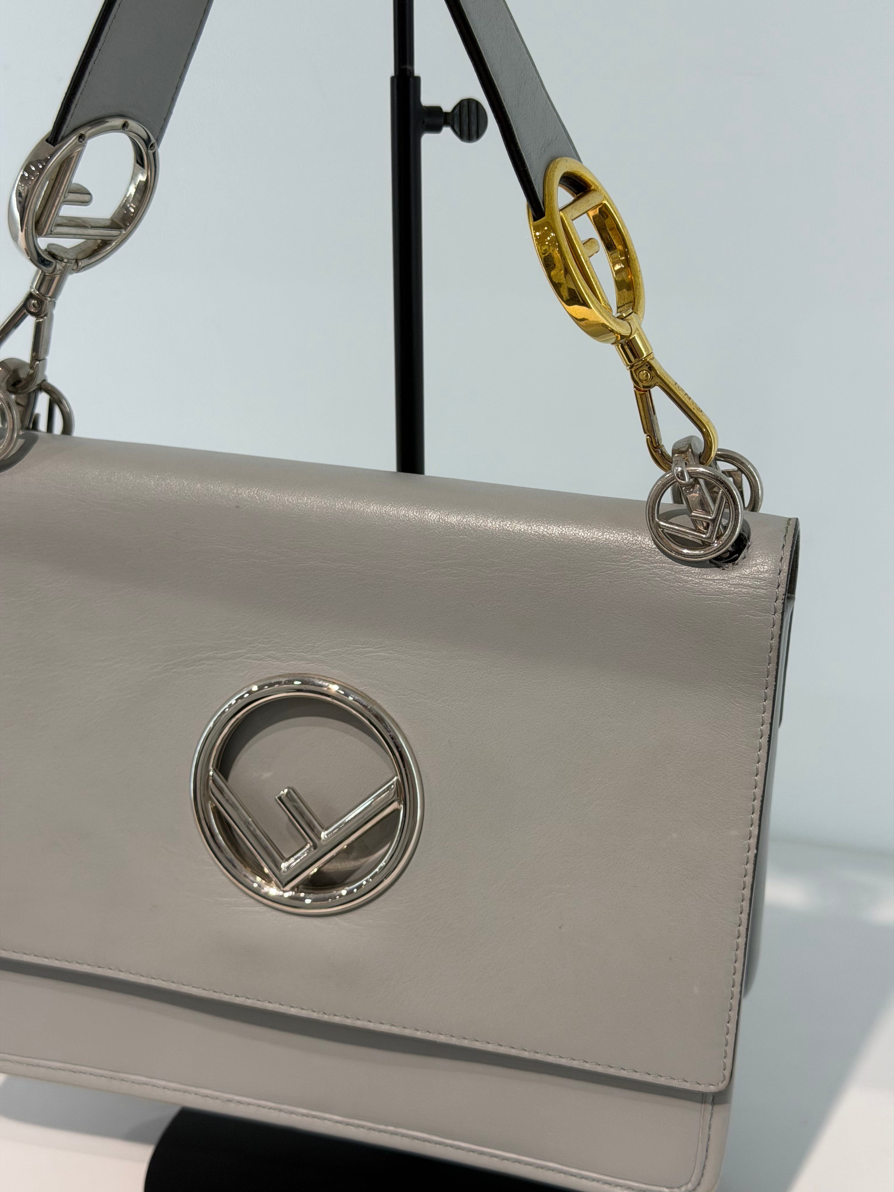 Borsa a Tracolla Fendi Kan I