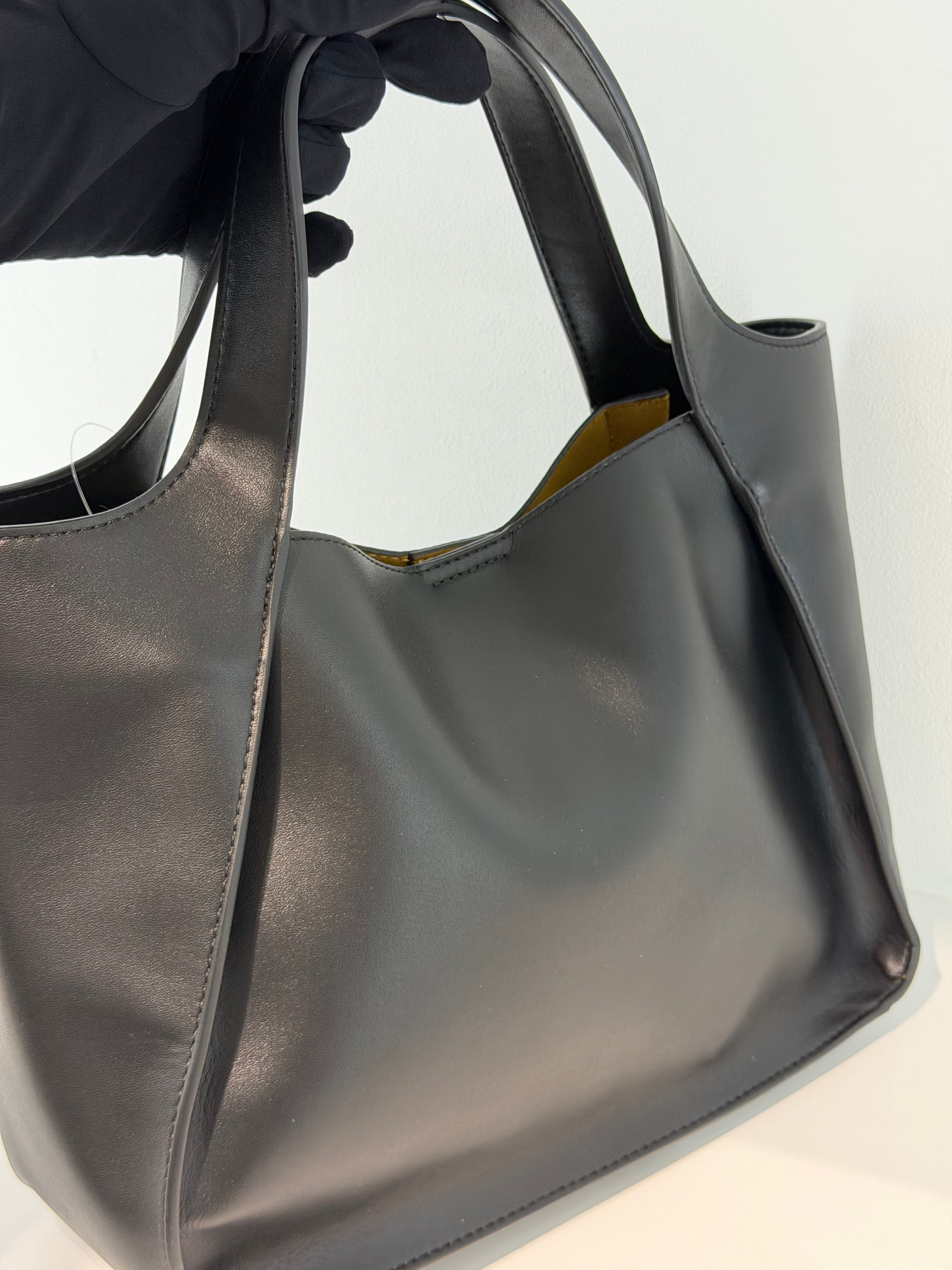 Borsa Tote Nera di Stella McCartney