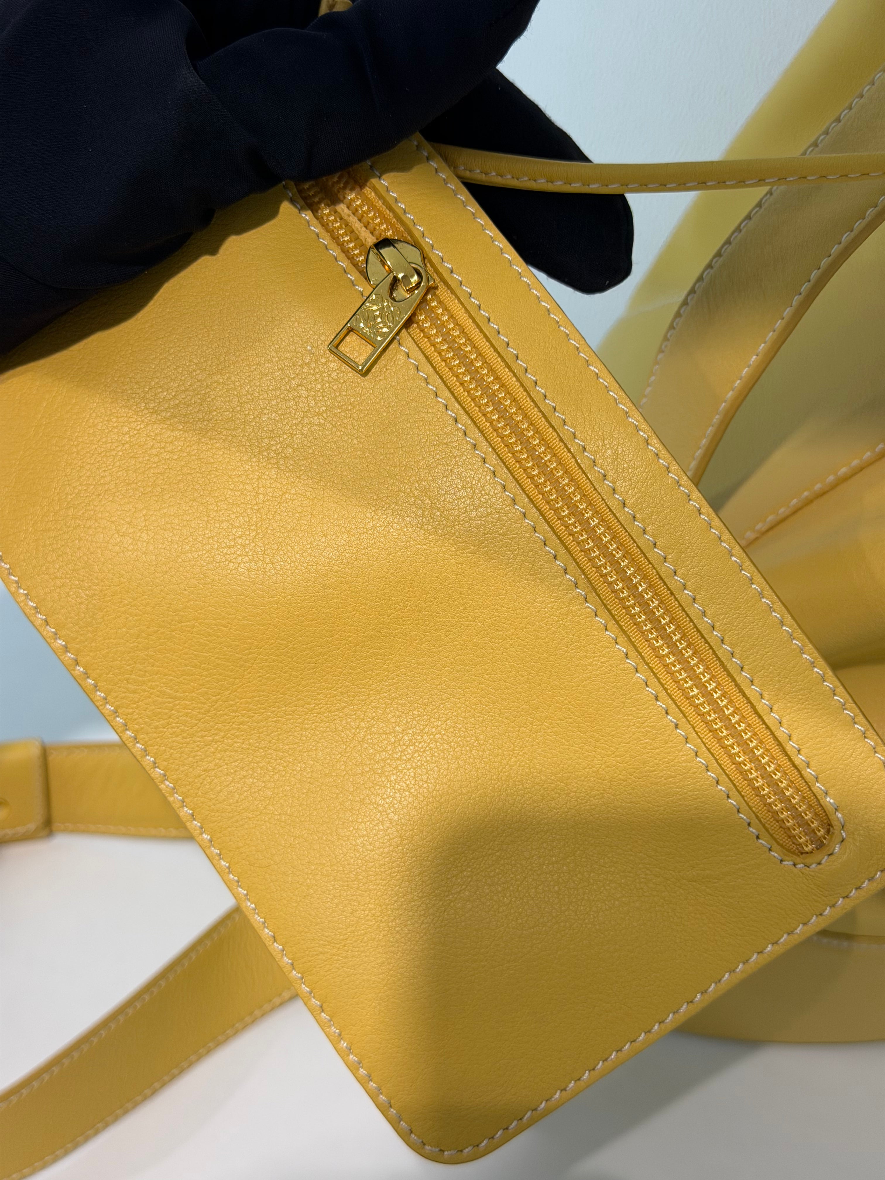 Borsa a Secchiello Vintage Loewe