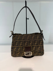 Borsa Fendi Mamma Baguette in Tela con Caratteristico Motivo Zucca