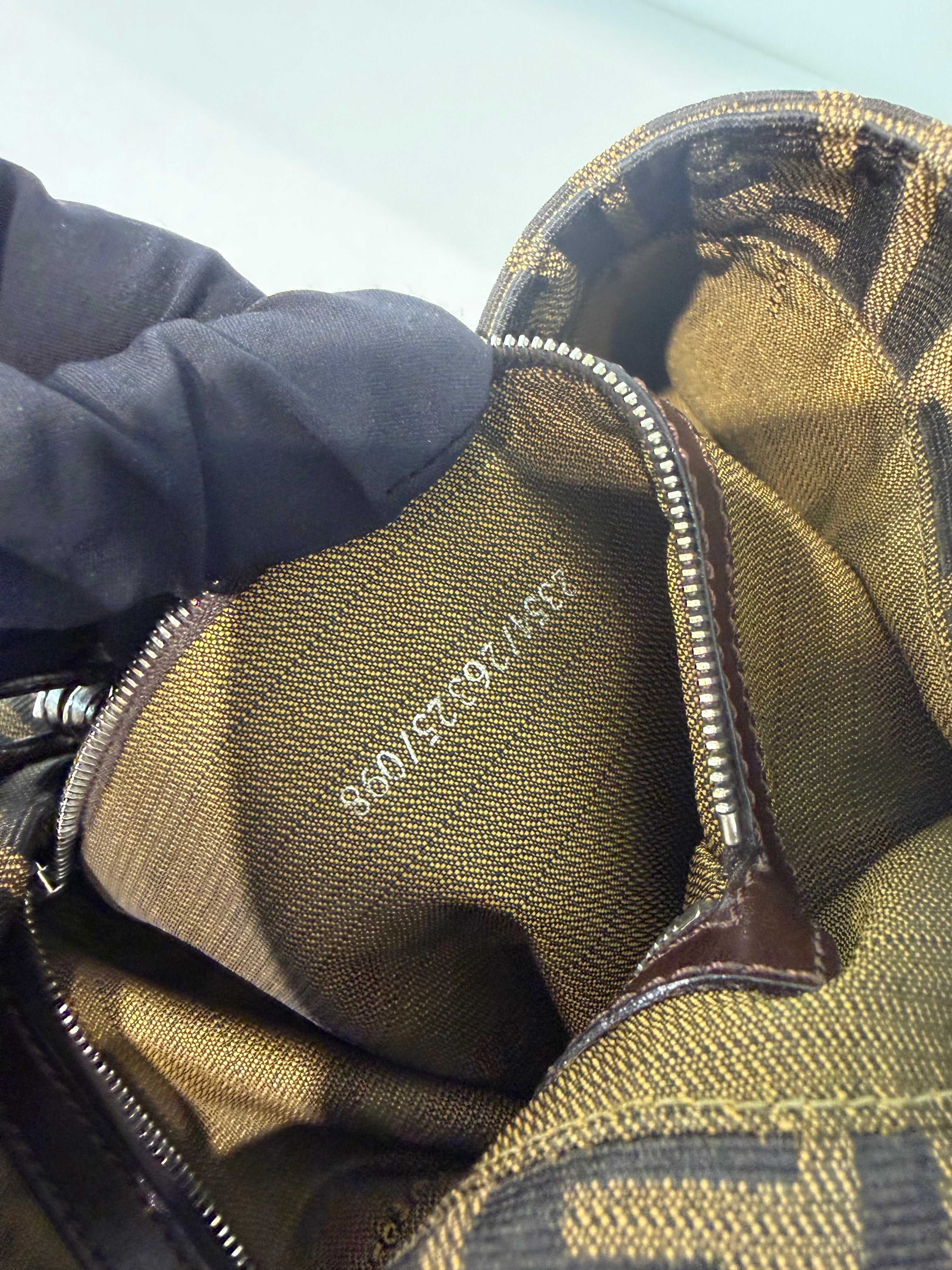Borsa Fendi Mamma Baguette in Tela con Caratteristico Motivo Zucca