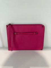 Pochette in Pelle Fucsia di Valentino Garavani
