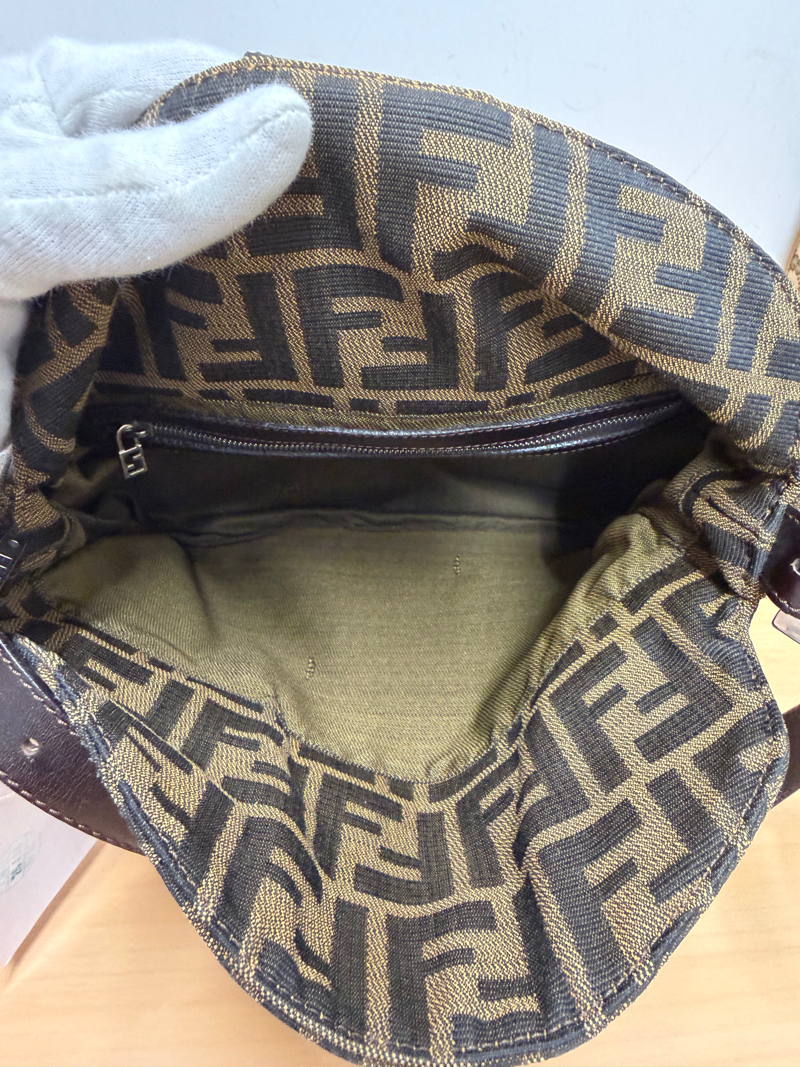 Borsa Fendi Zucca Mamma Baguette