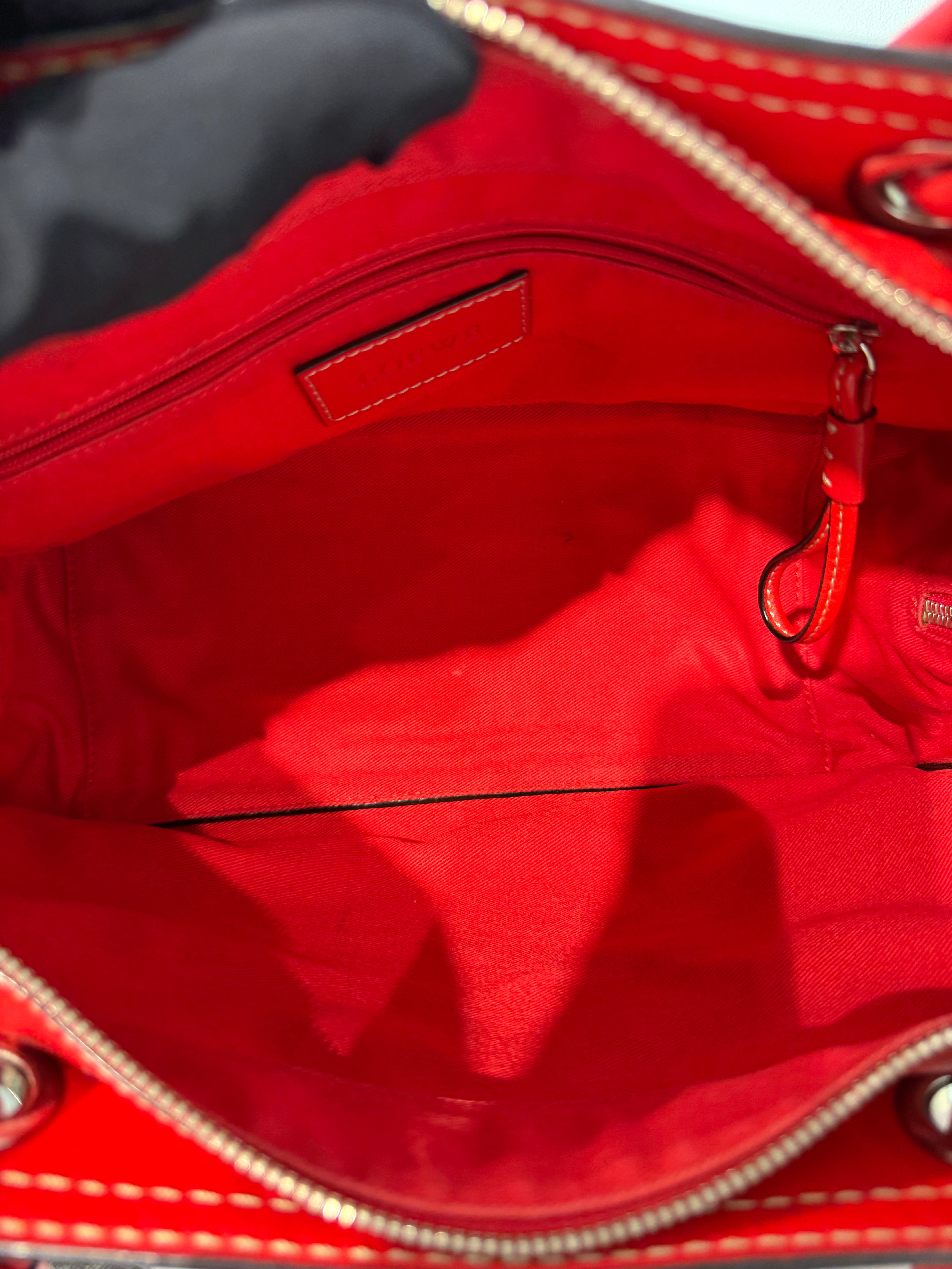 Loewe Logo Tote in Pelle Rossa