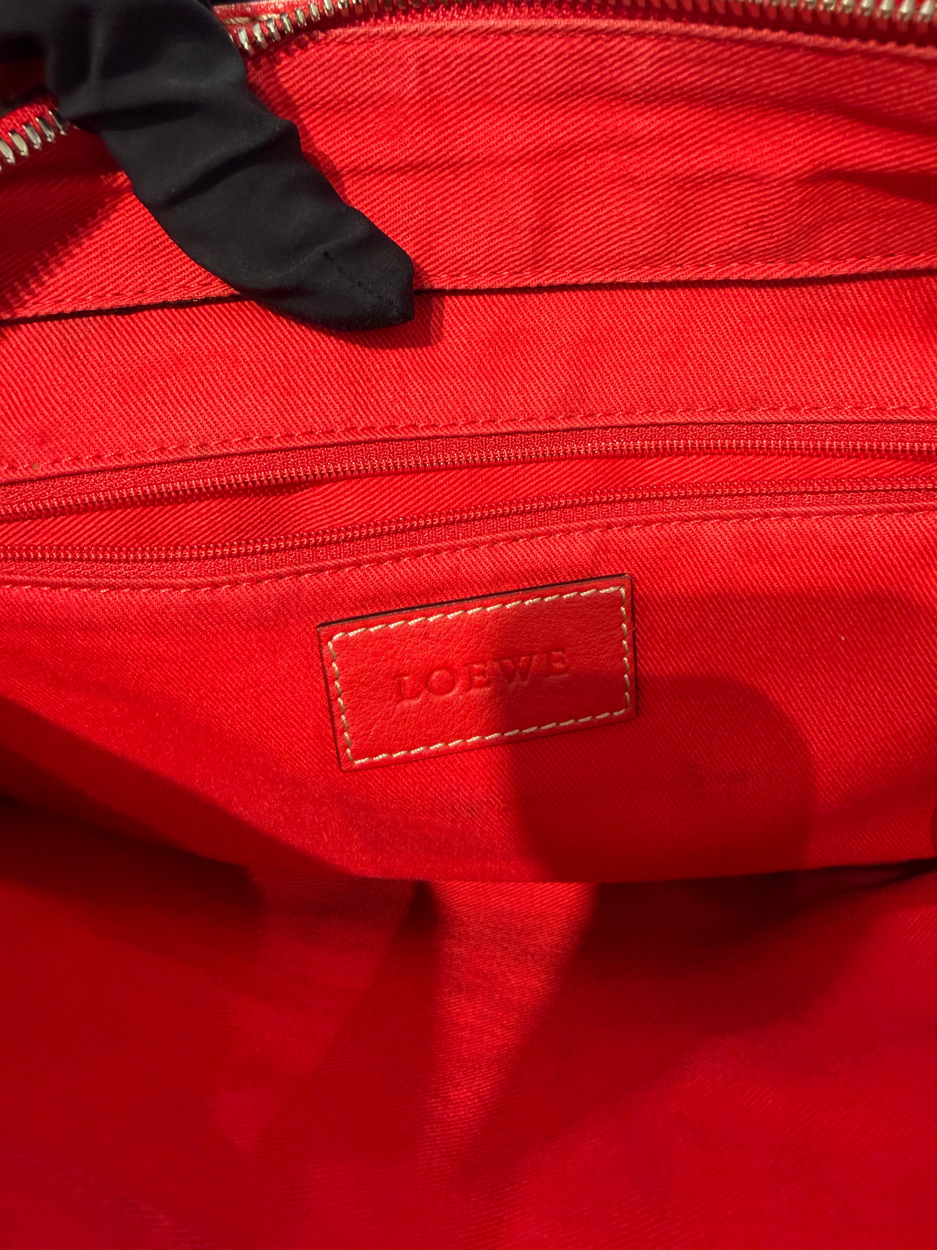 Loewe Logo Tote in Pelle Rossa