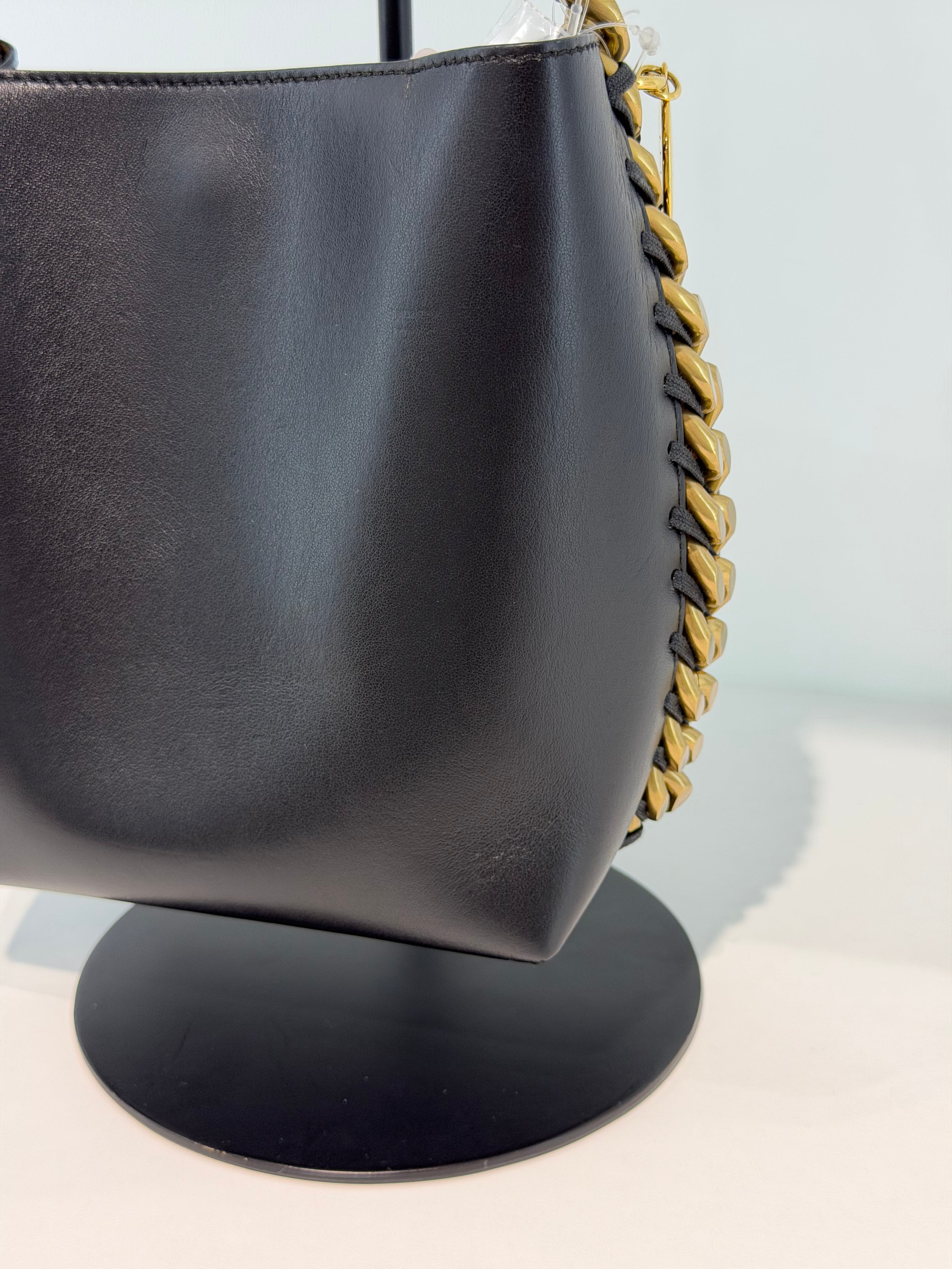 Borsa a Secchiello Stella McCartney Frayme in Ecopelle Nera