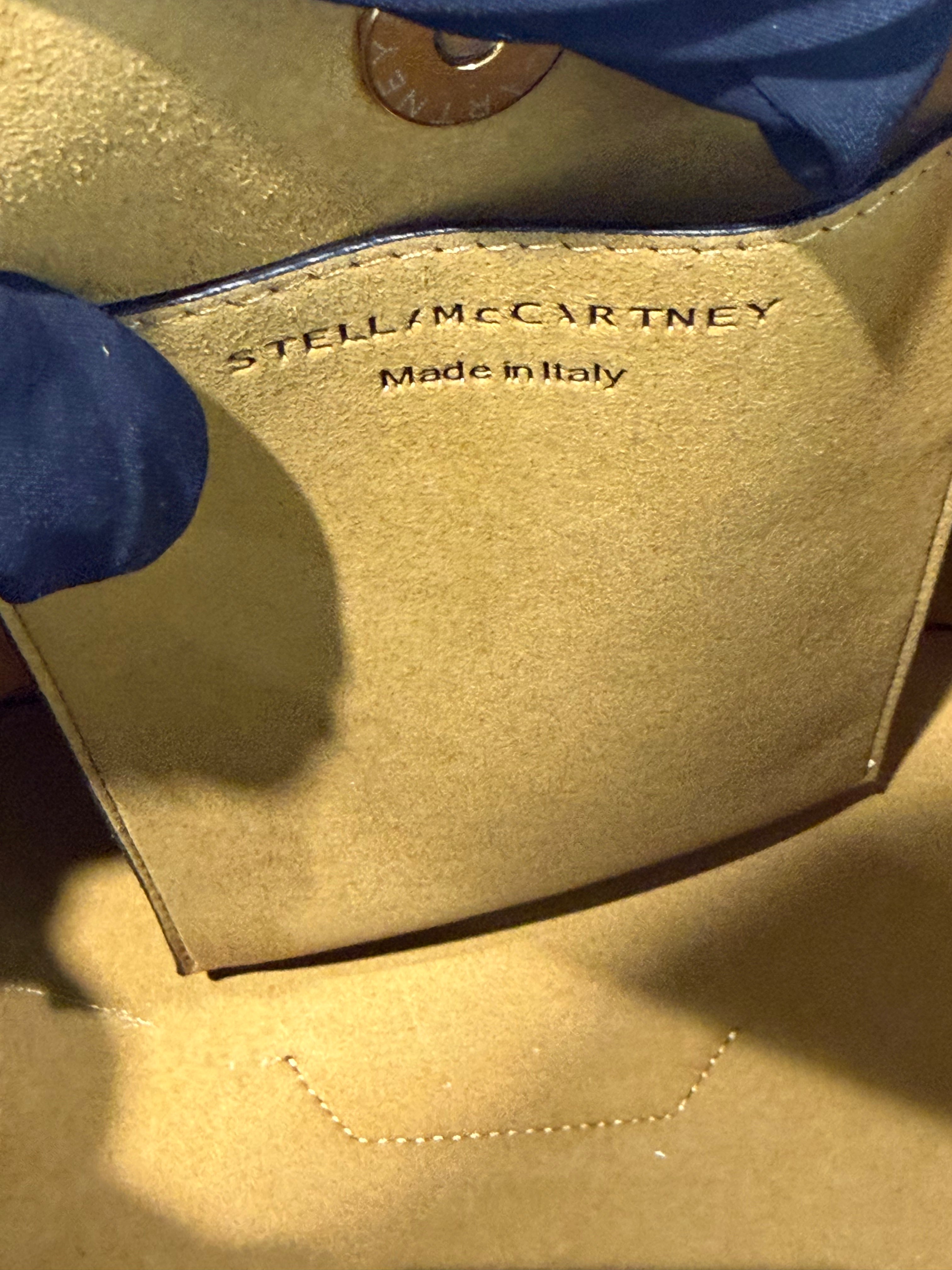 Borsa a Secchiello Stella McCartney Frayme in Ecopelle Nera