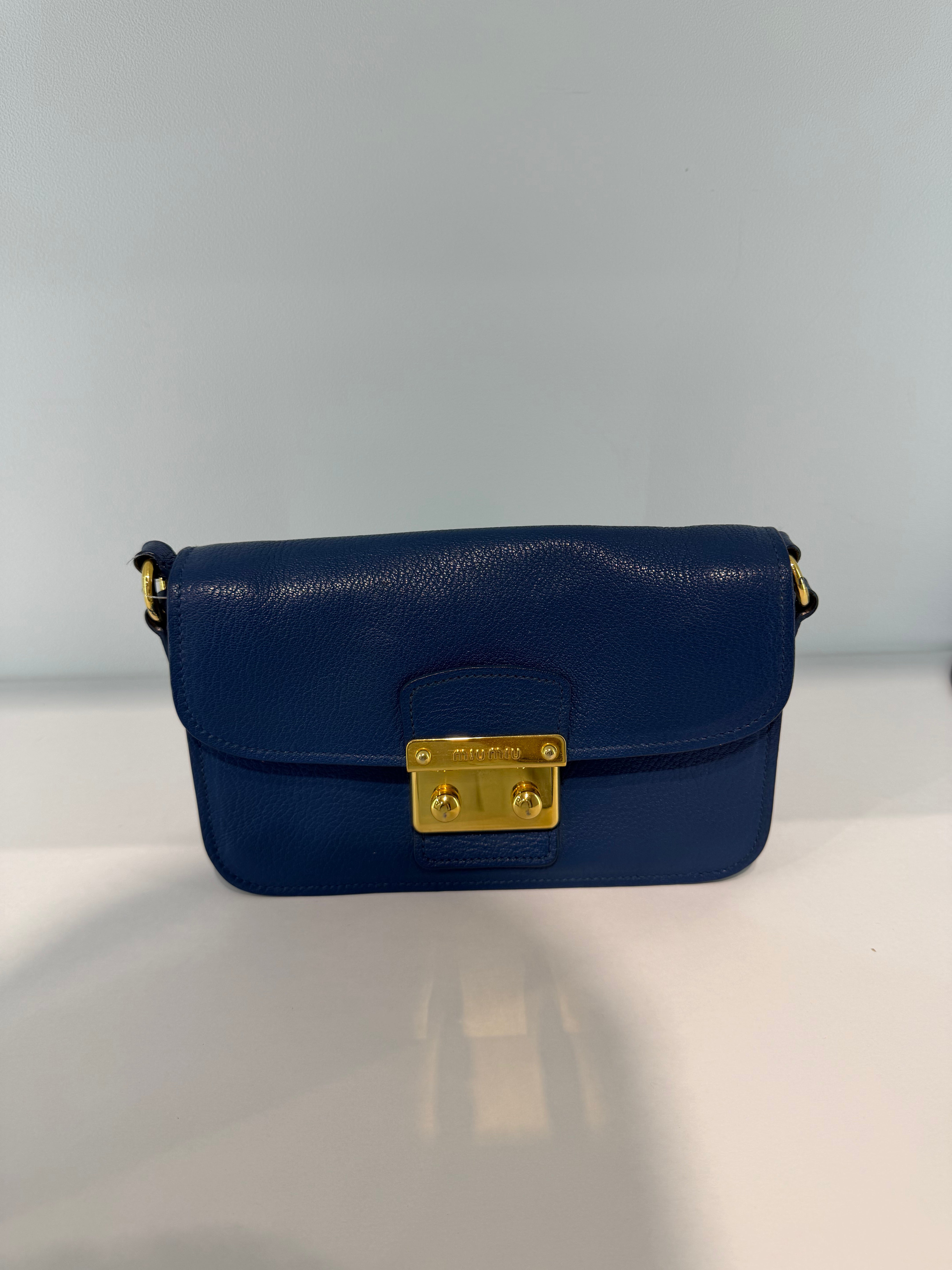 Borsa a Tracolla Miu Miu in Pelle Blu