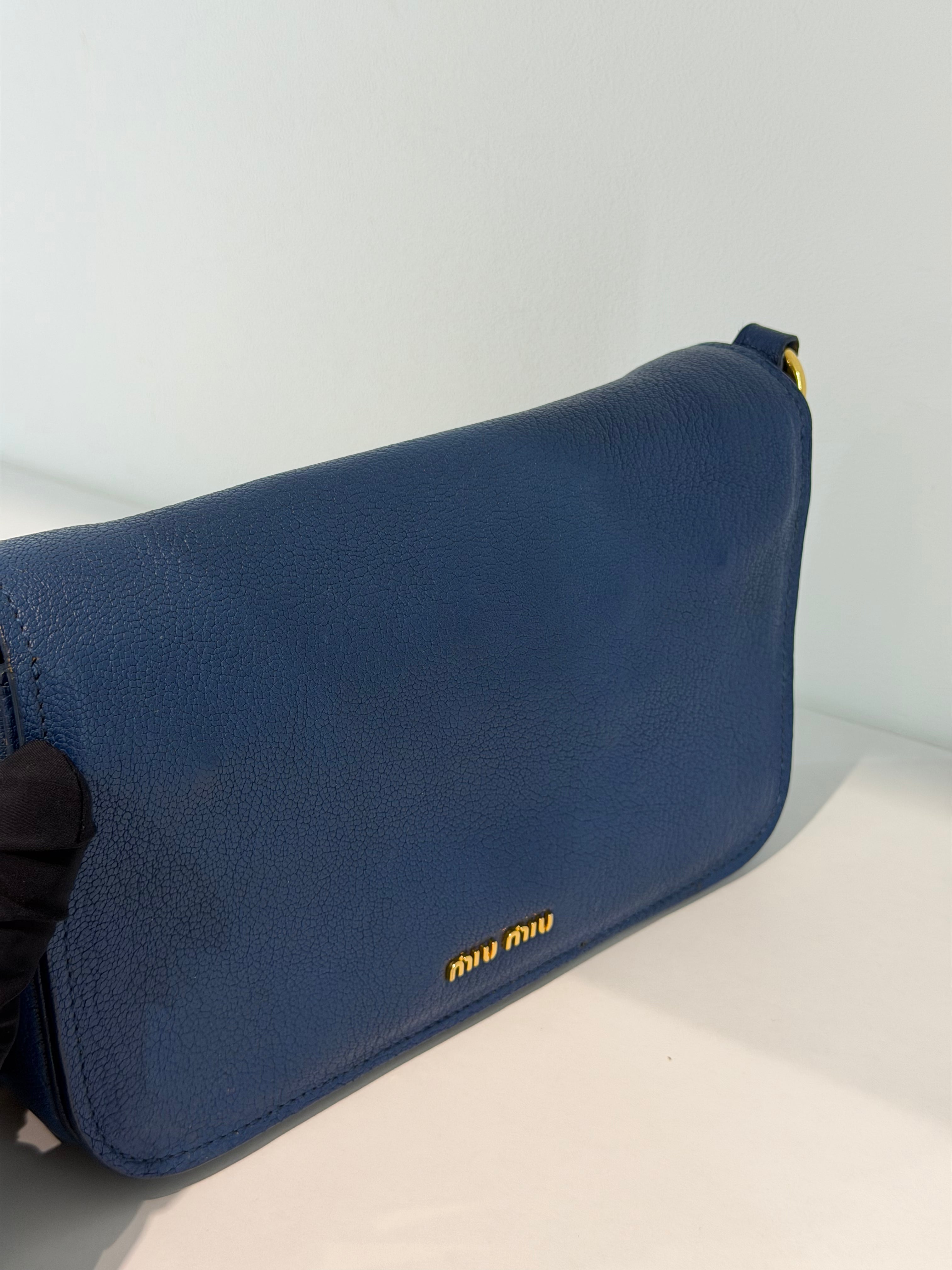 Borsa a Tracolla Miu Miu in Pelle Blu