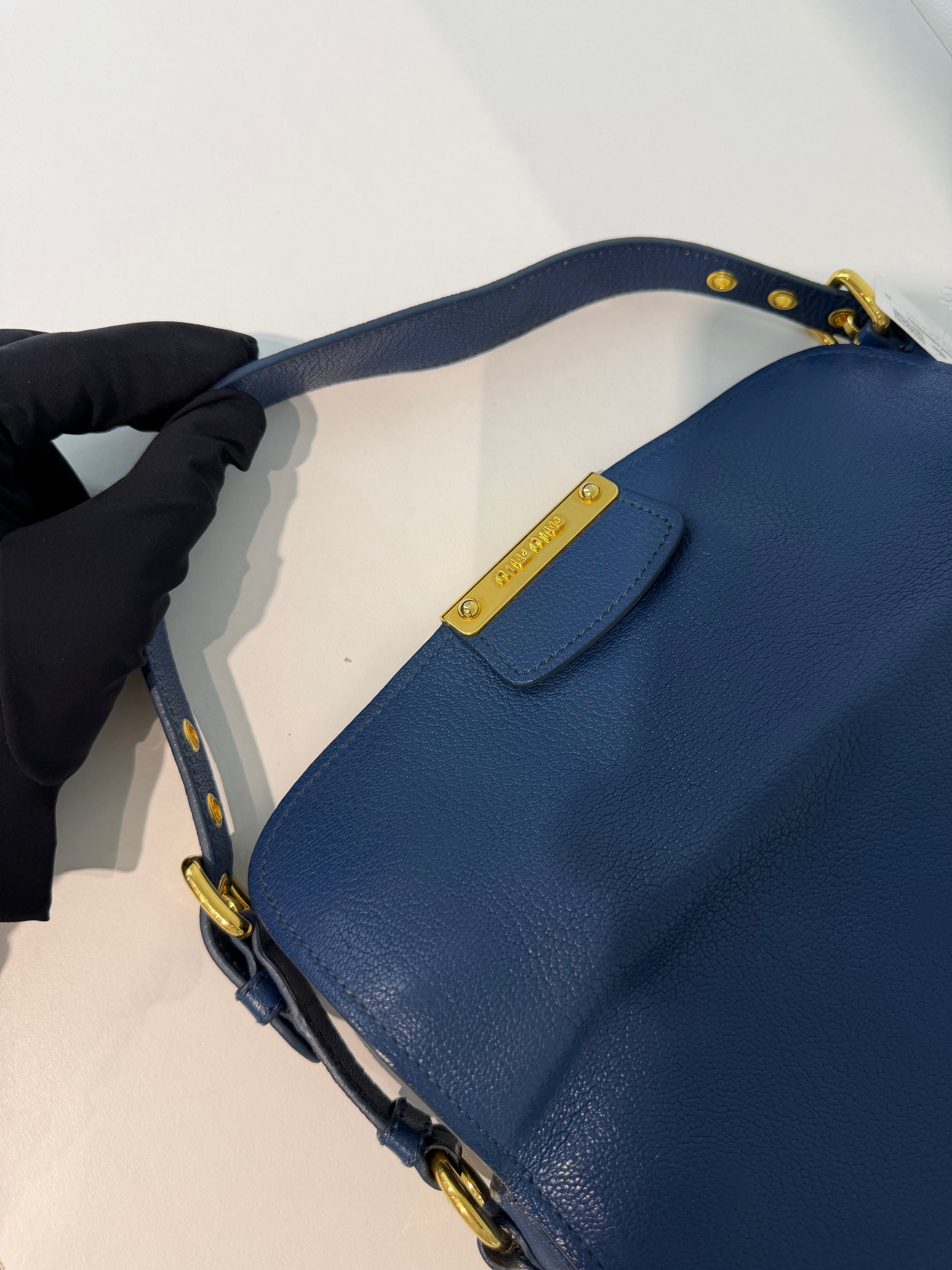 Borsa a Tracolla Miu Miu in Pelle Blu
