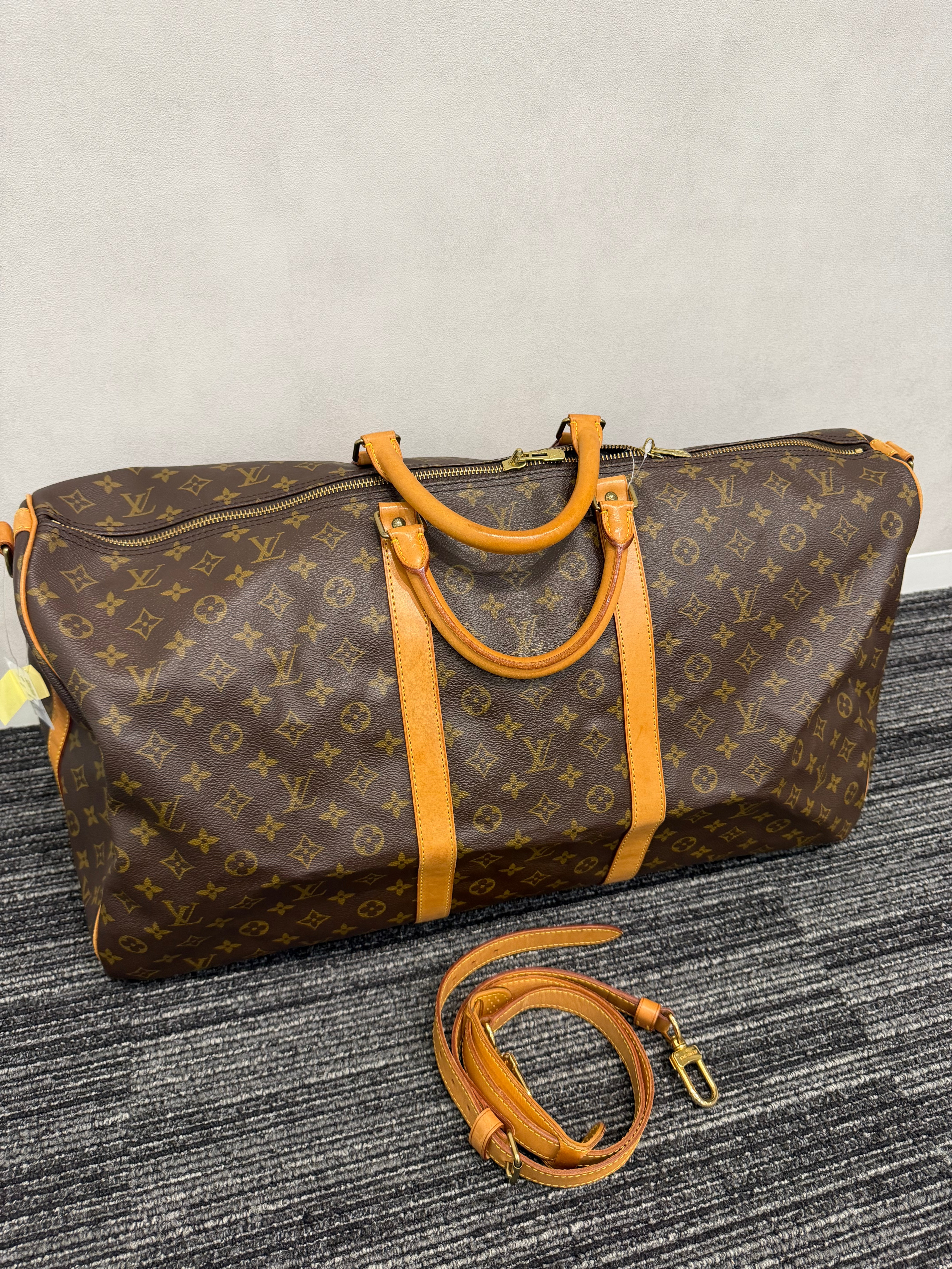 Louis Vuitton Monogram Keepall Bandoulière 60