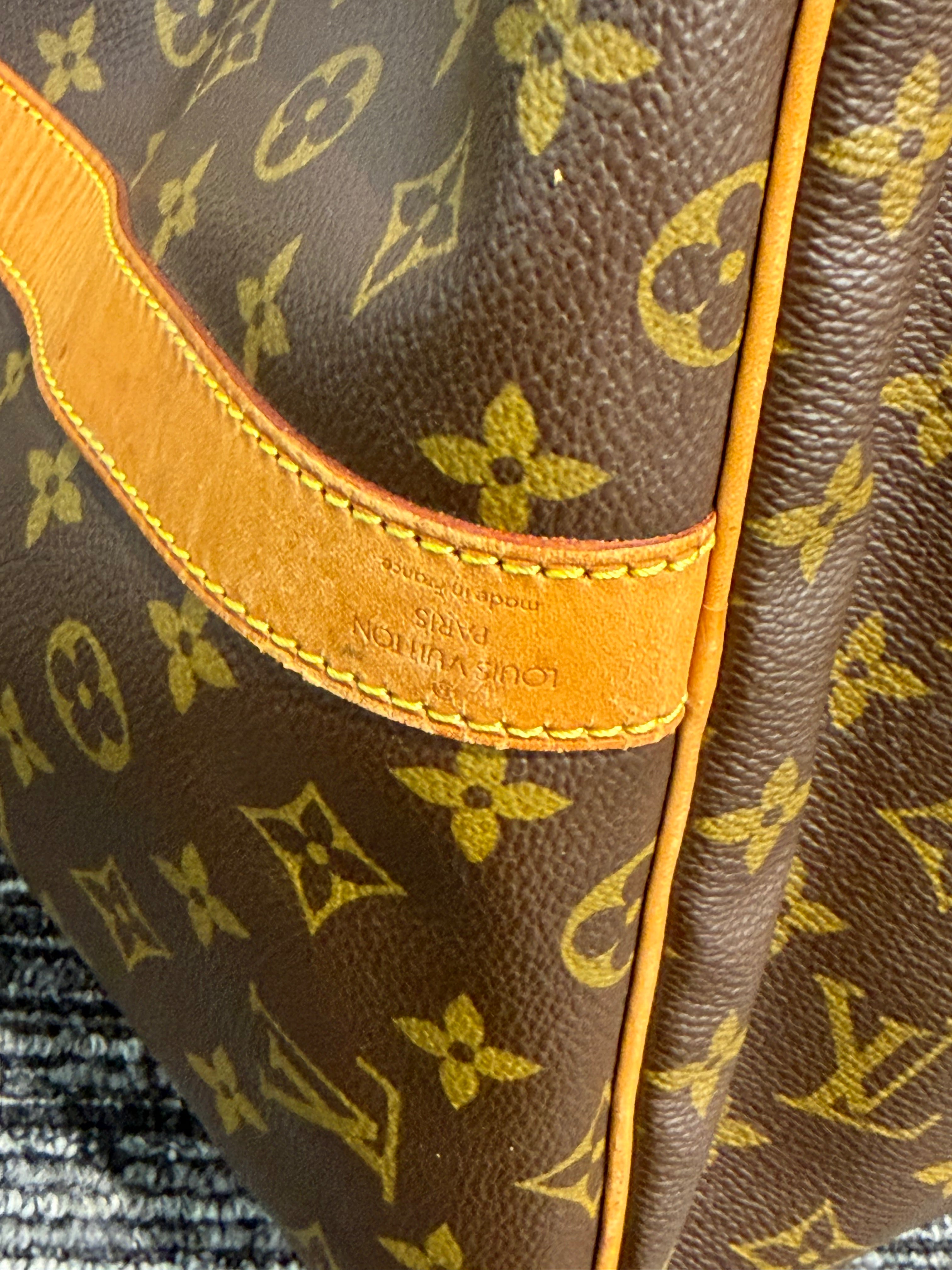 Louis Vuitton Monogram Keepall Bandoulière 60