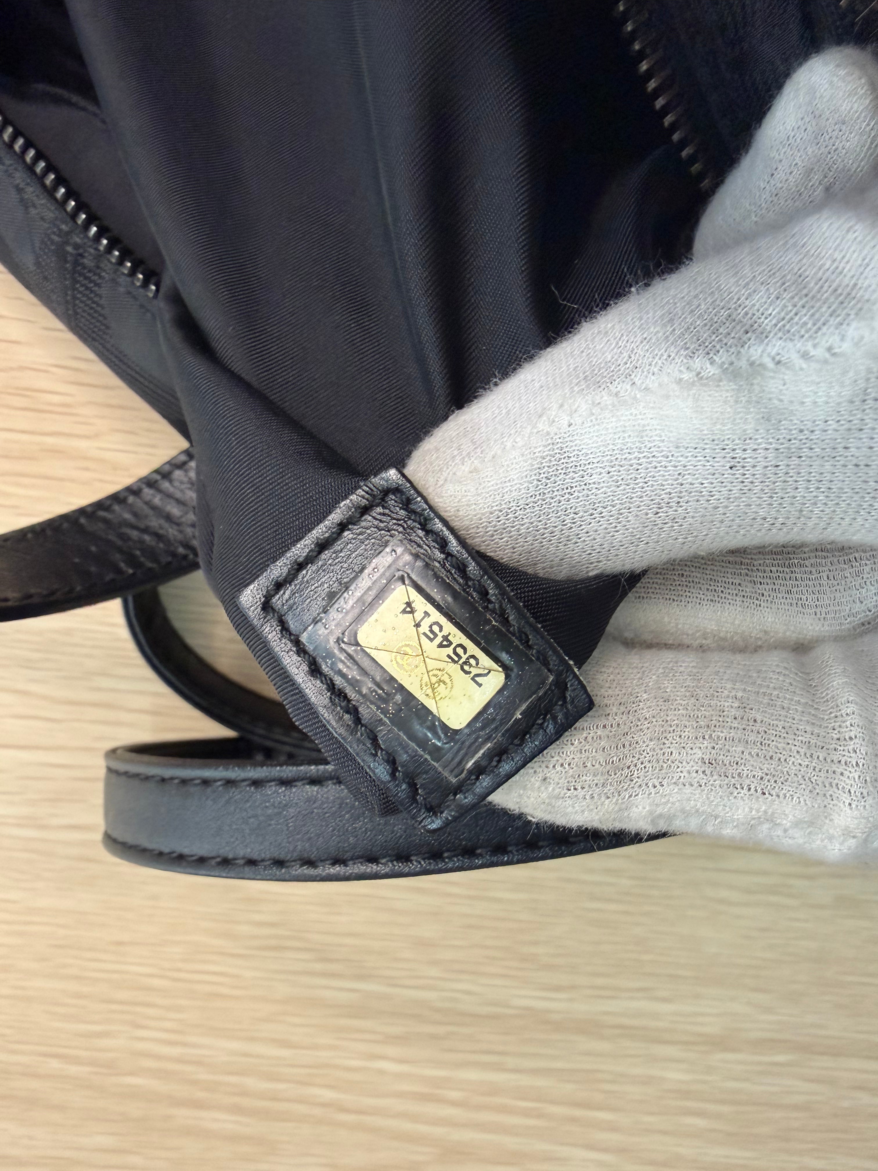 Borsa Chanel New Travel Line in Nylon nero con Tracolla Regolabile