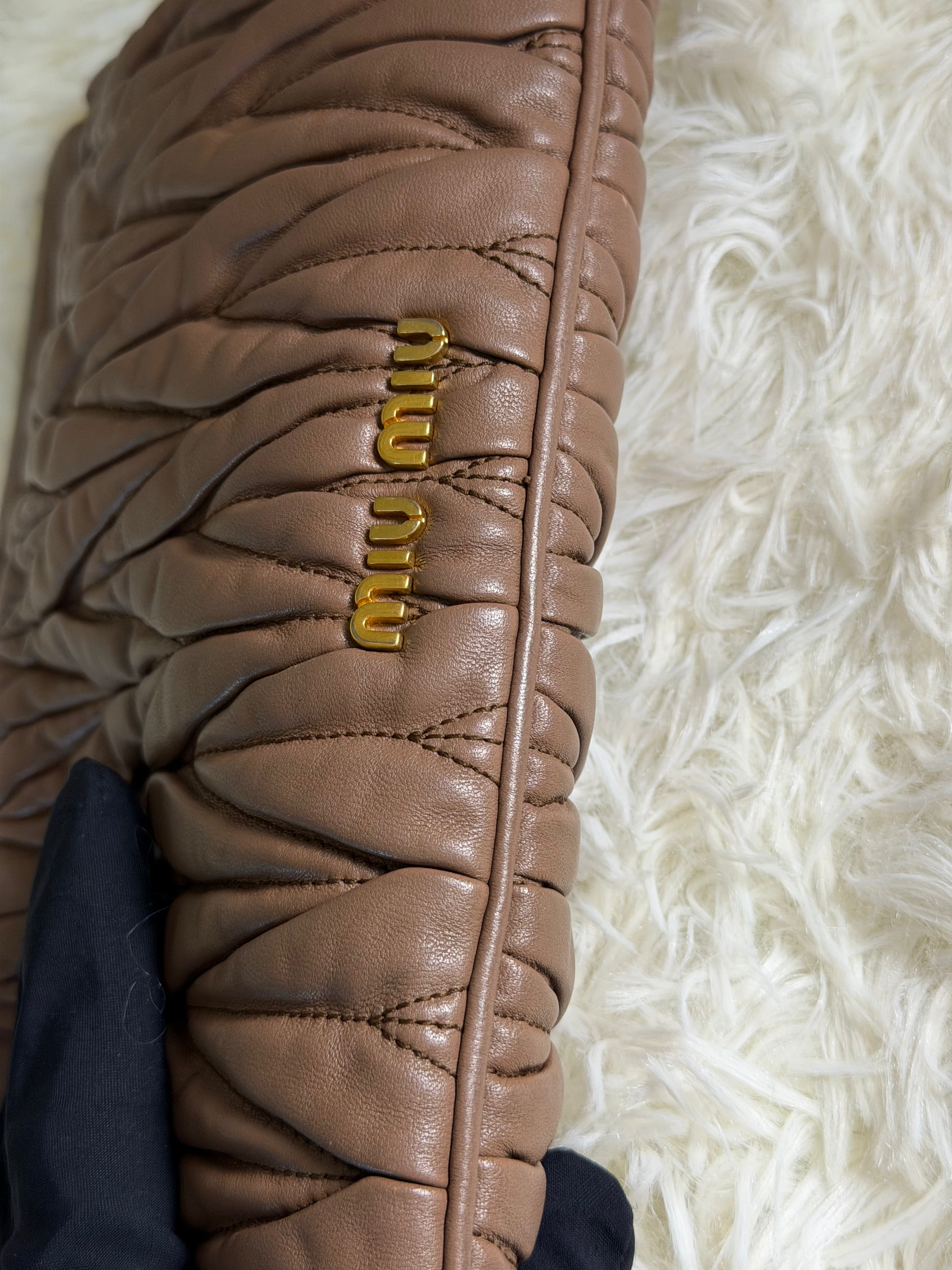 Pochette Miu Miu