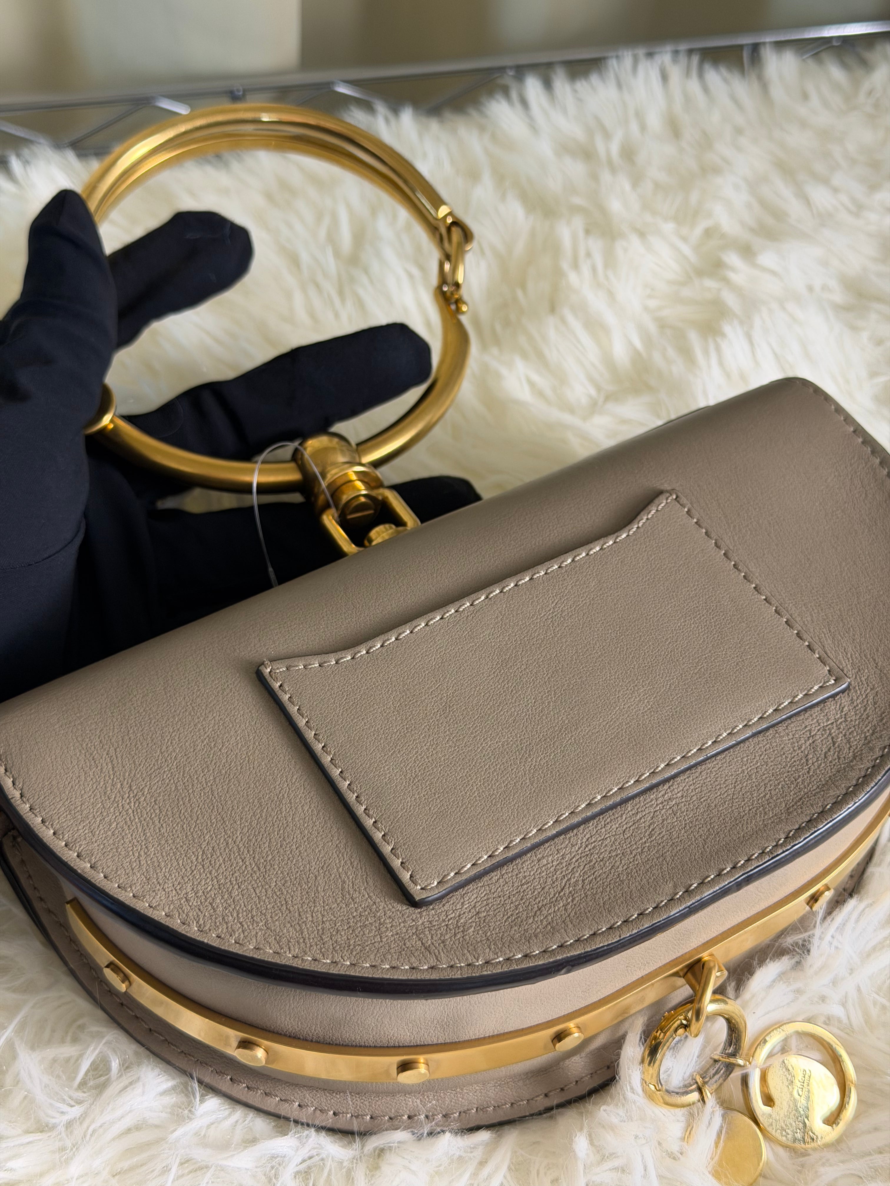 Borsa Chloé Nile Minaudiere in Pelle Grigia