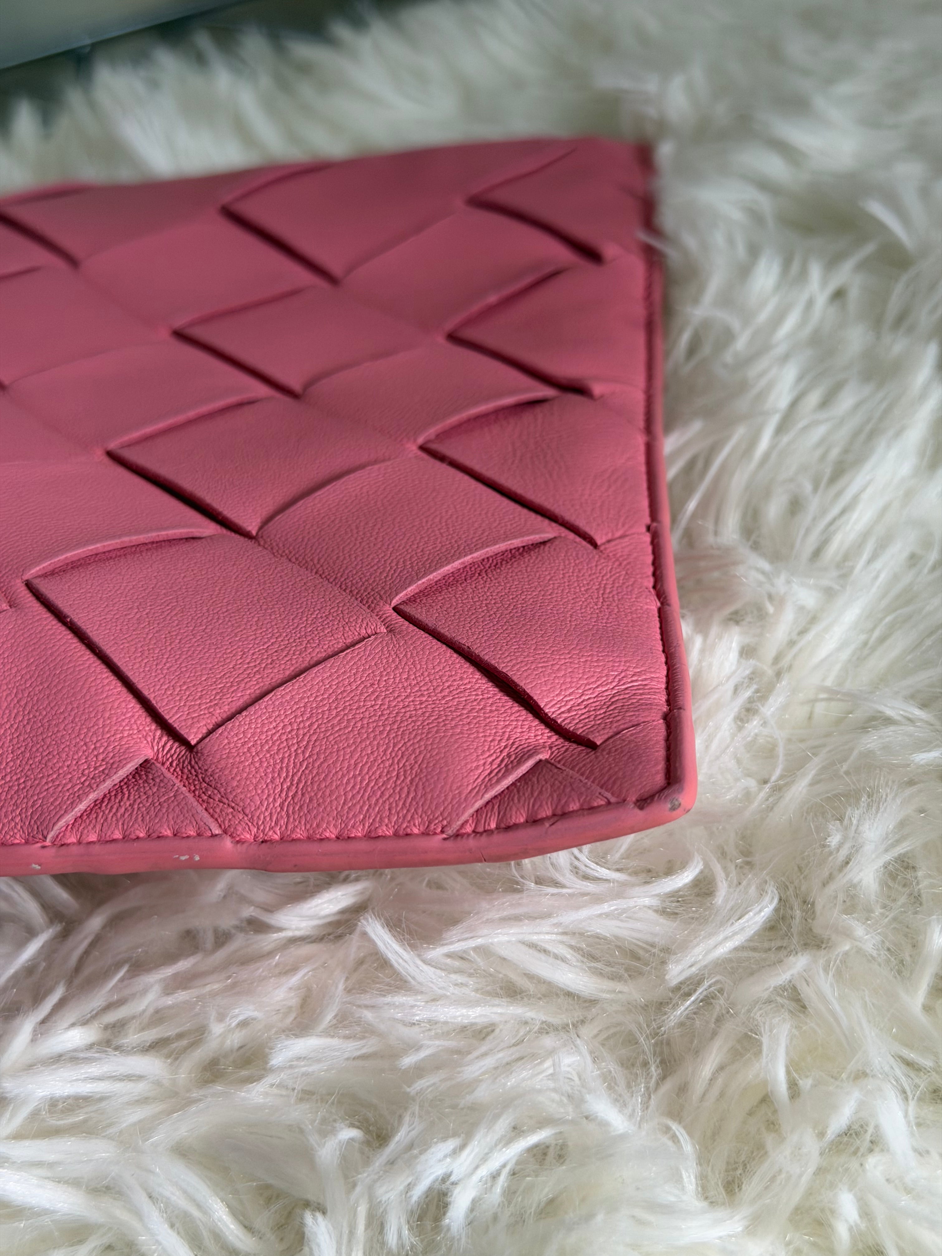 Pochette di Bottega Veneta in Pelle Rosa