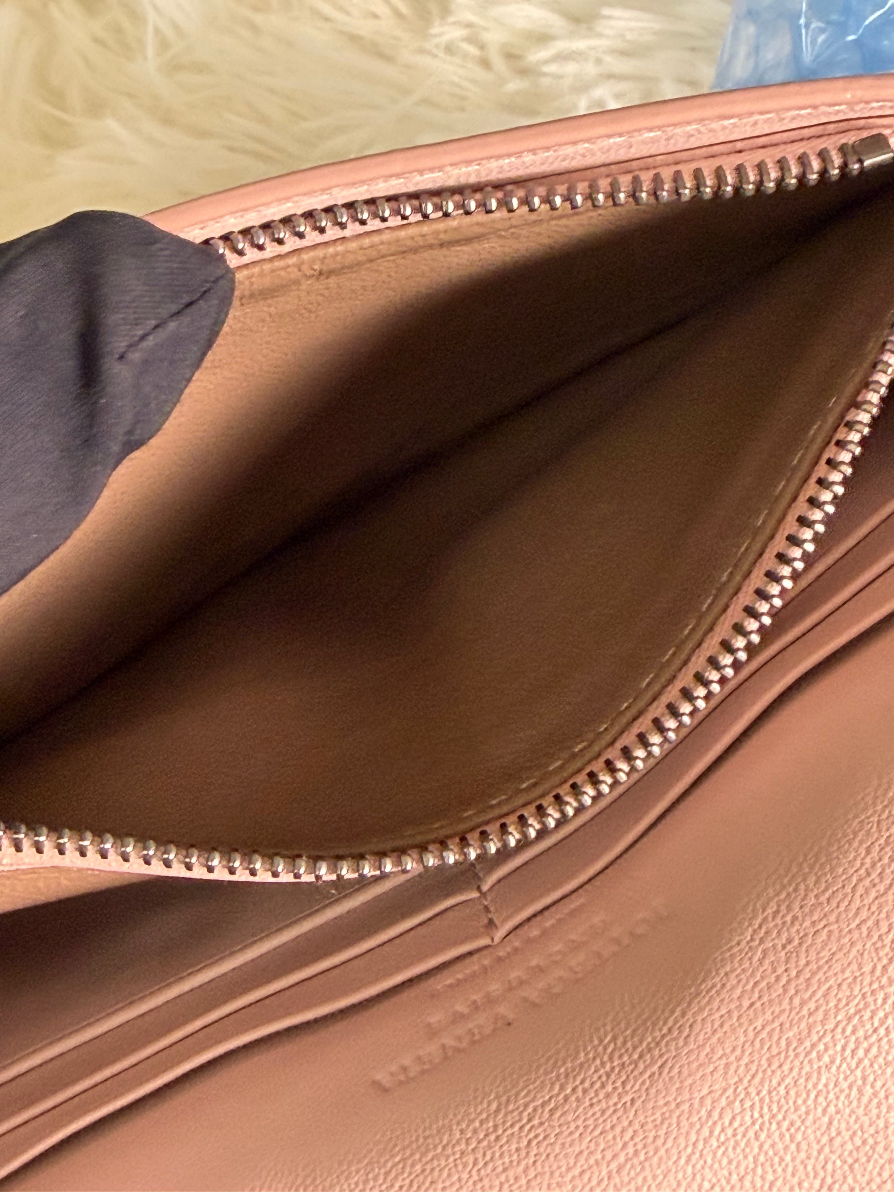 Portafoglio con Catena di Bottega Veneta Impreziosito con Fiocchi