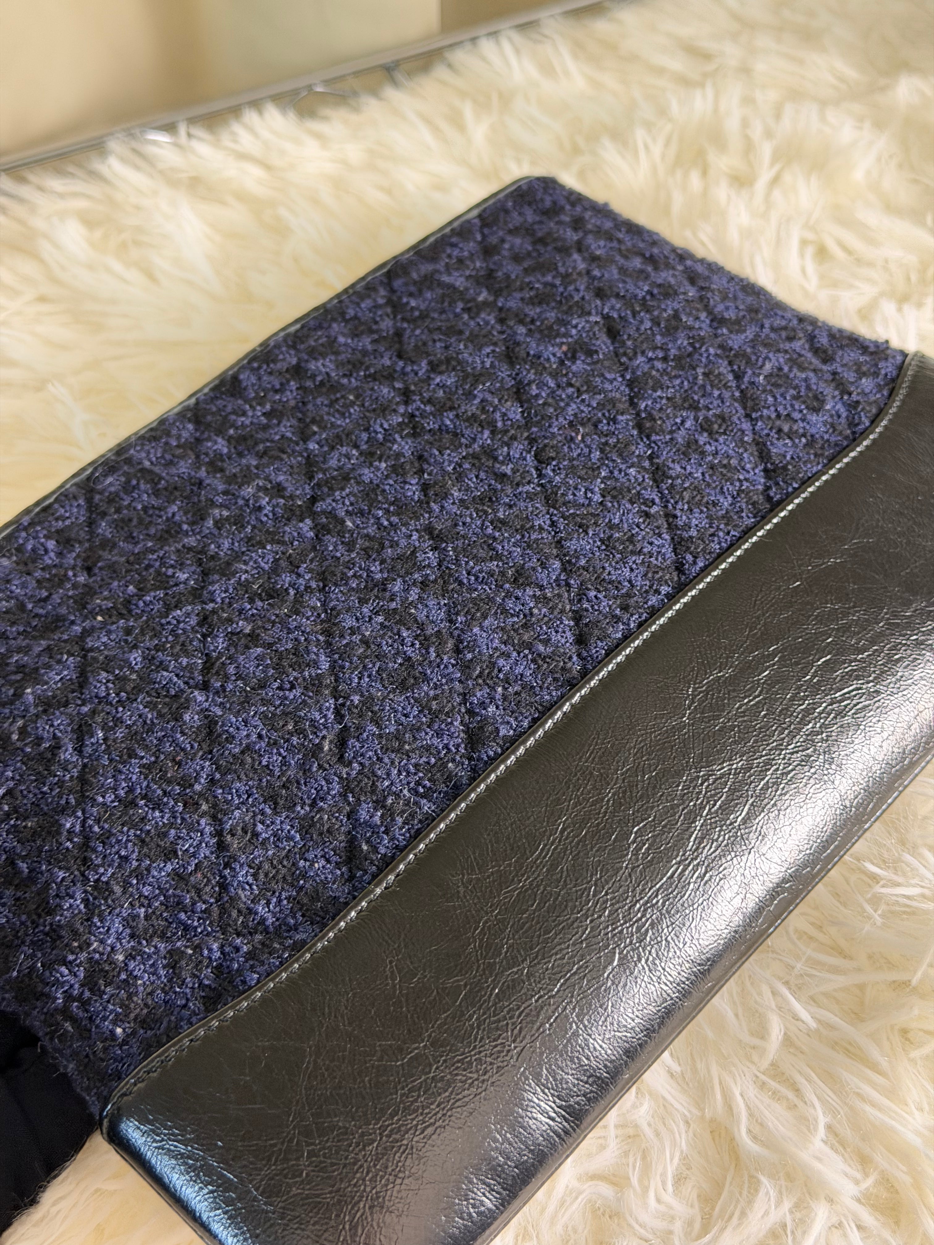 Clutch Chanel Gabrielle in Tweed e Pelle