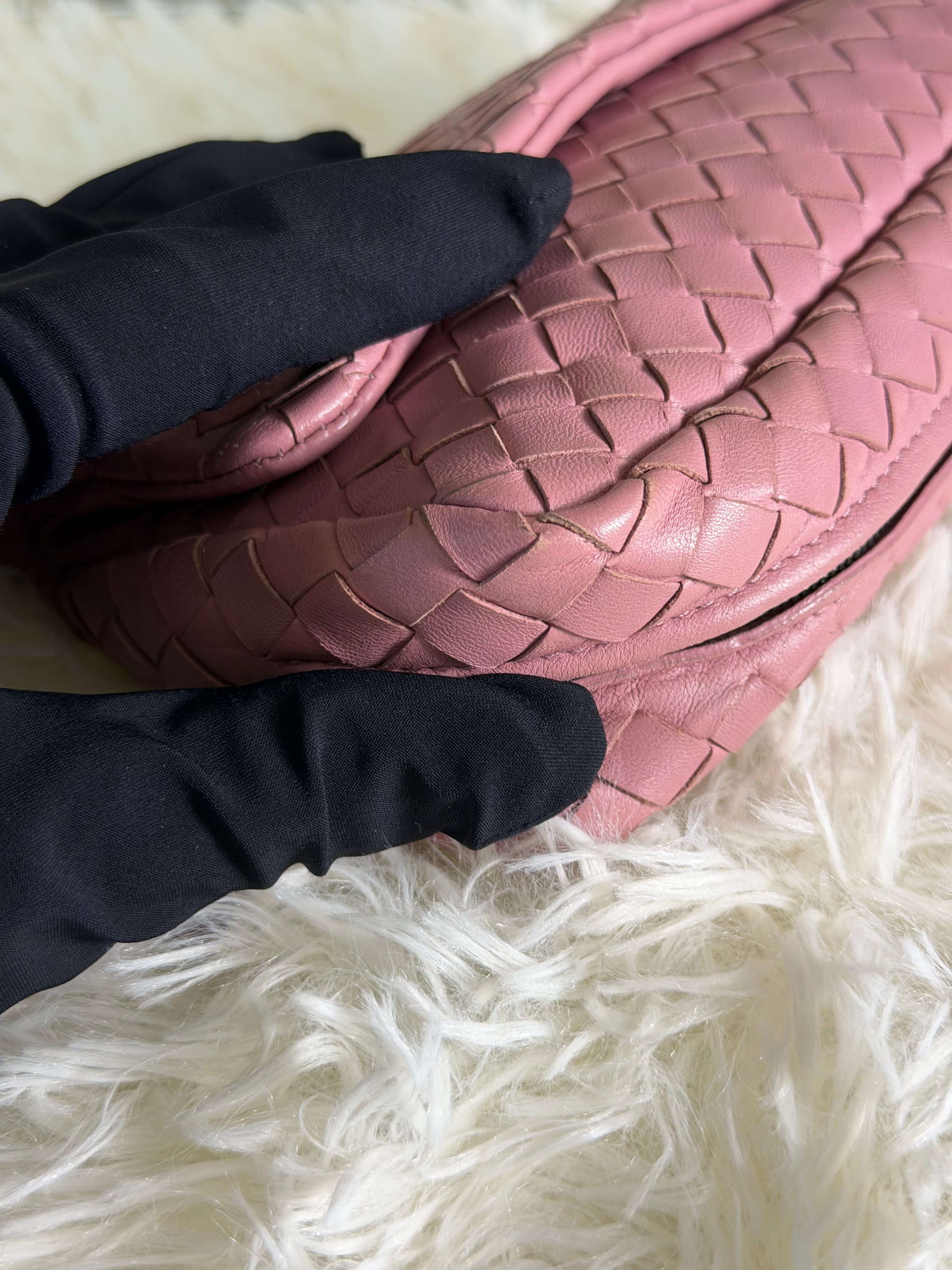 Borsa a Tracolla di Bottega Veneta in Pelle Rosa