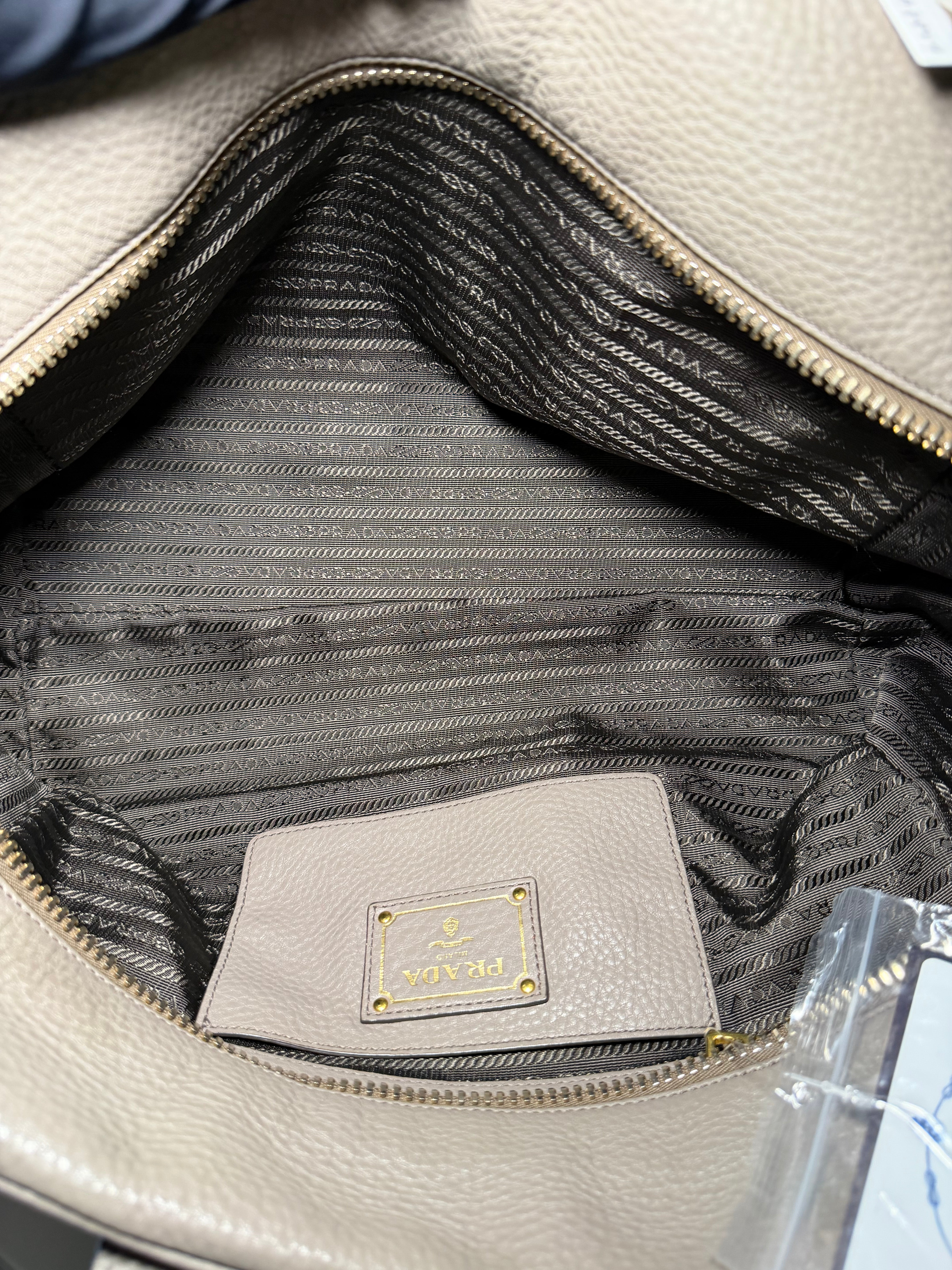 Borsa Prada Boston in Pelle Martellata
