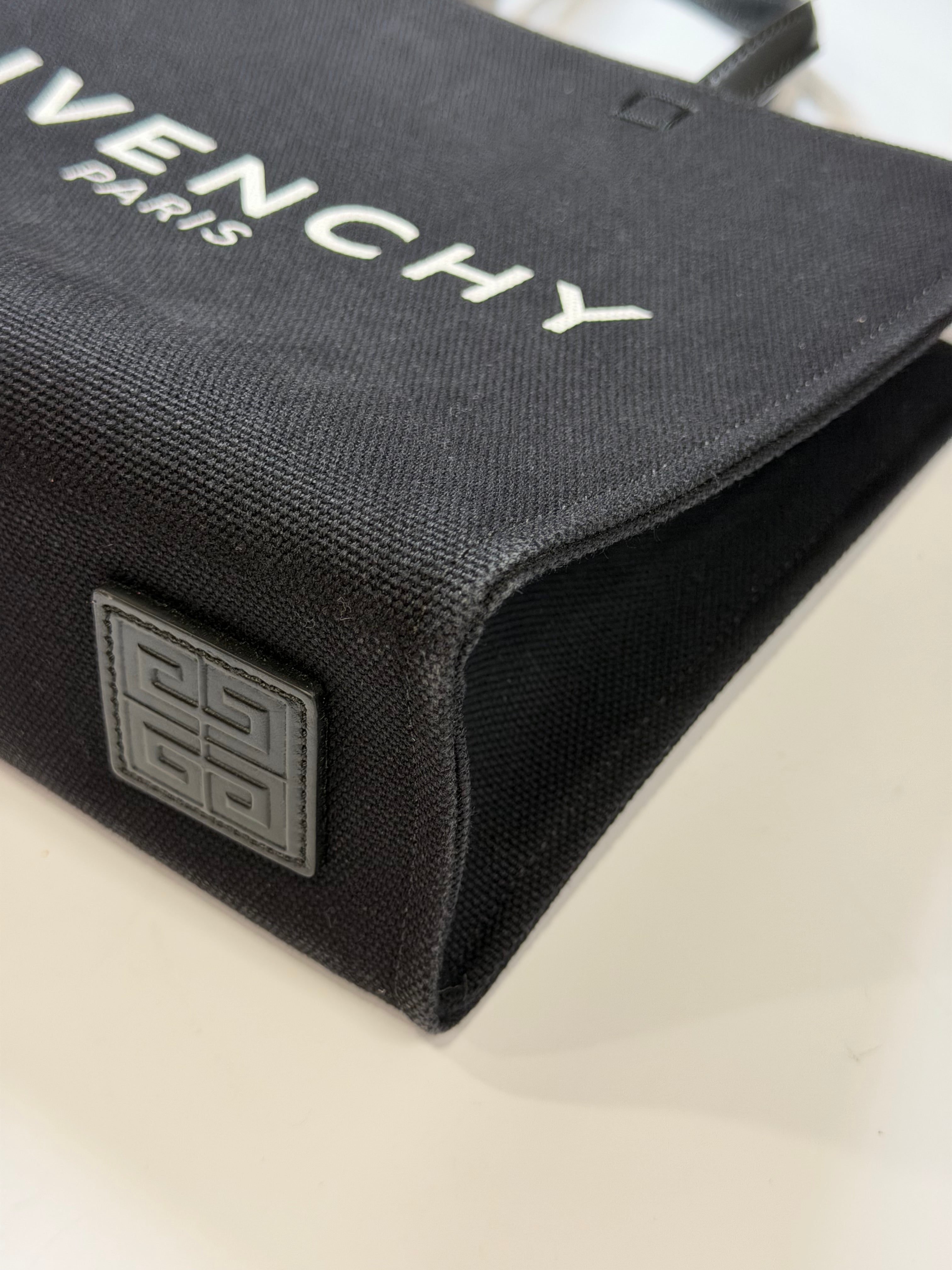 Borsa Givenchy G-Tote in Tela Nera