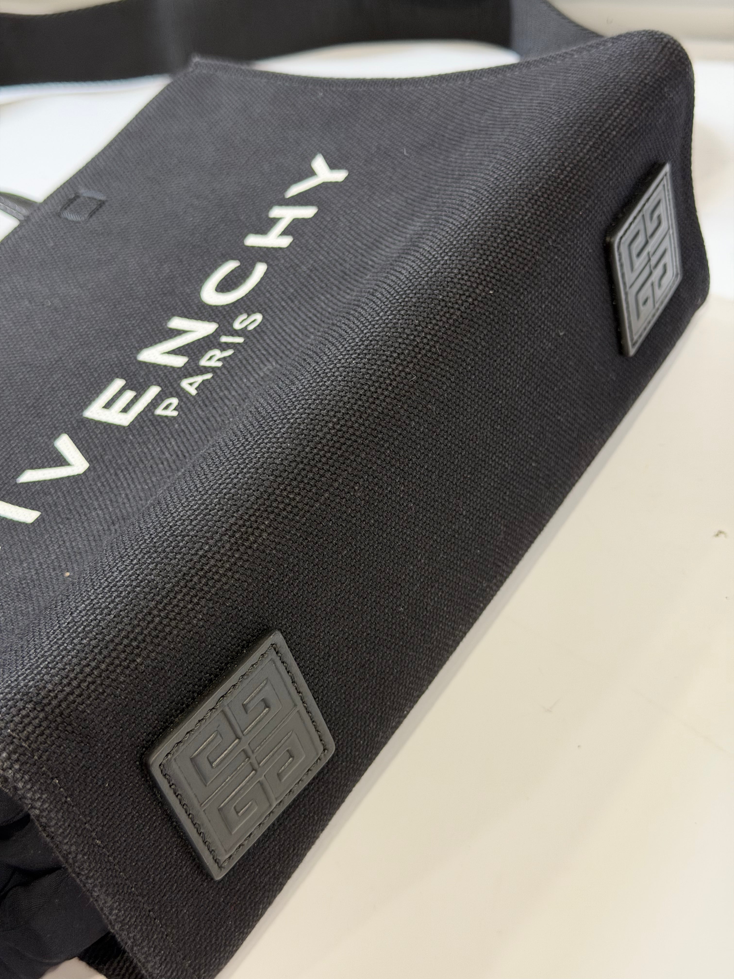 Borsa Givenchy G-Tote in Tela Nera