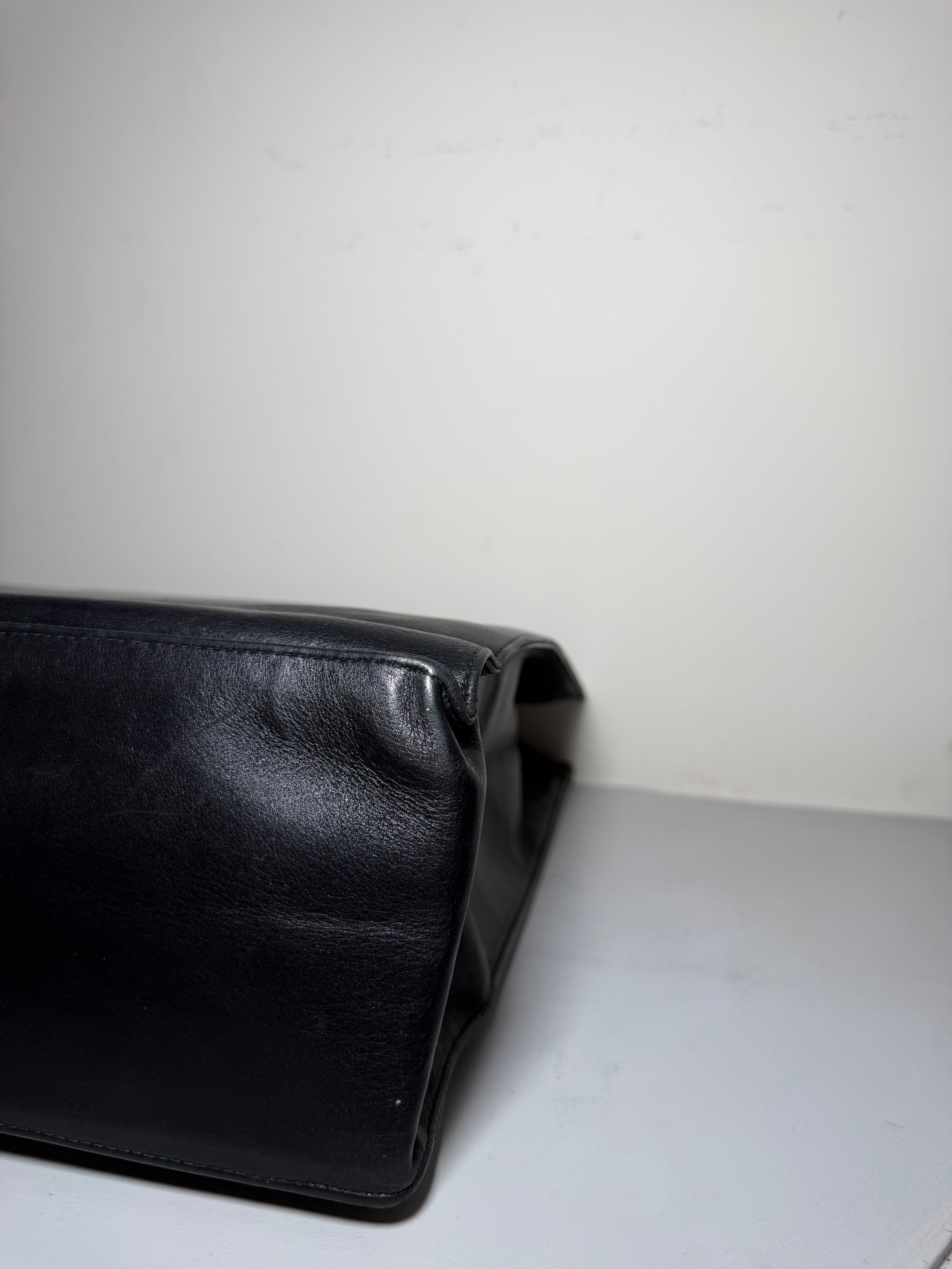 Borsa Chanel Tote Vintage in Pelle Nera