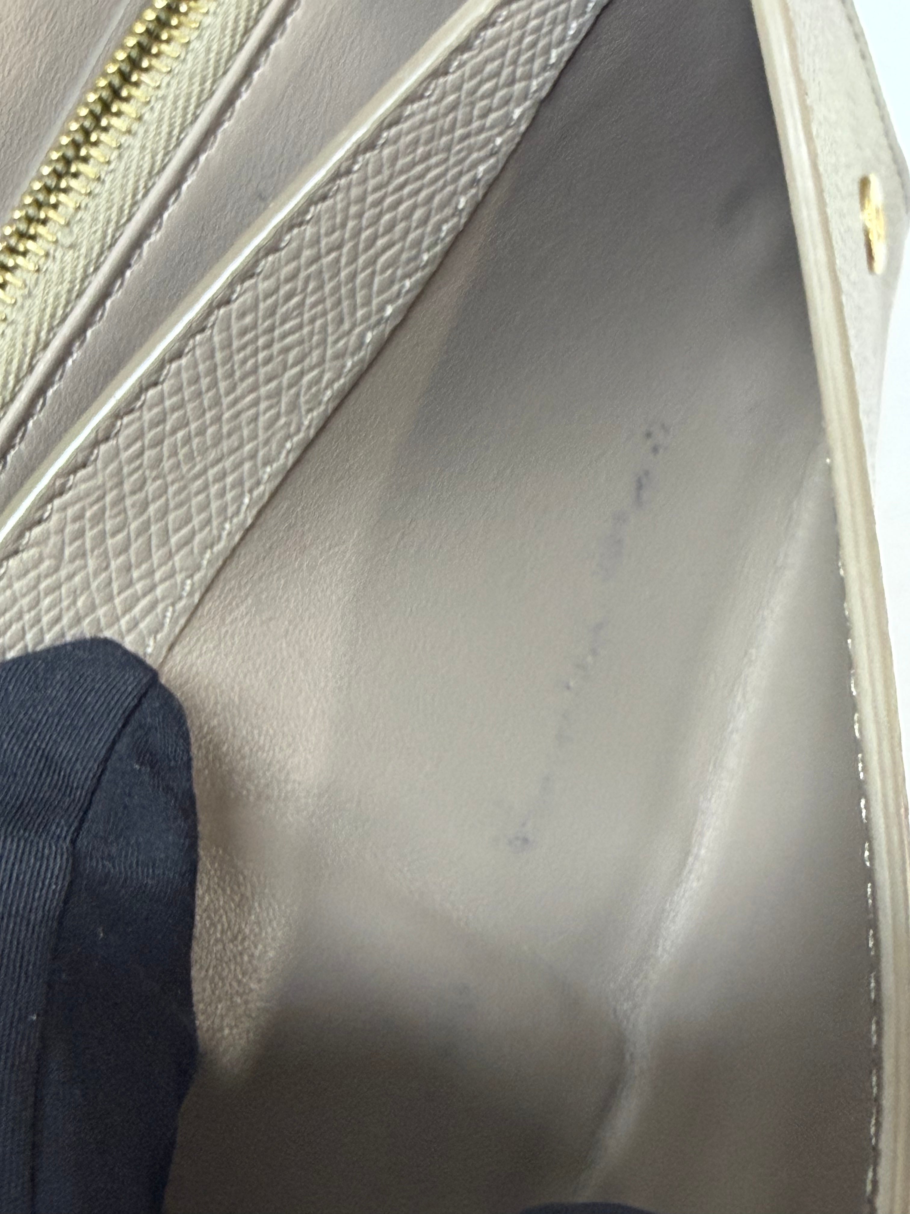 Portafoglio Céline Large Flap in Pelle Martellata Grigia