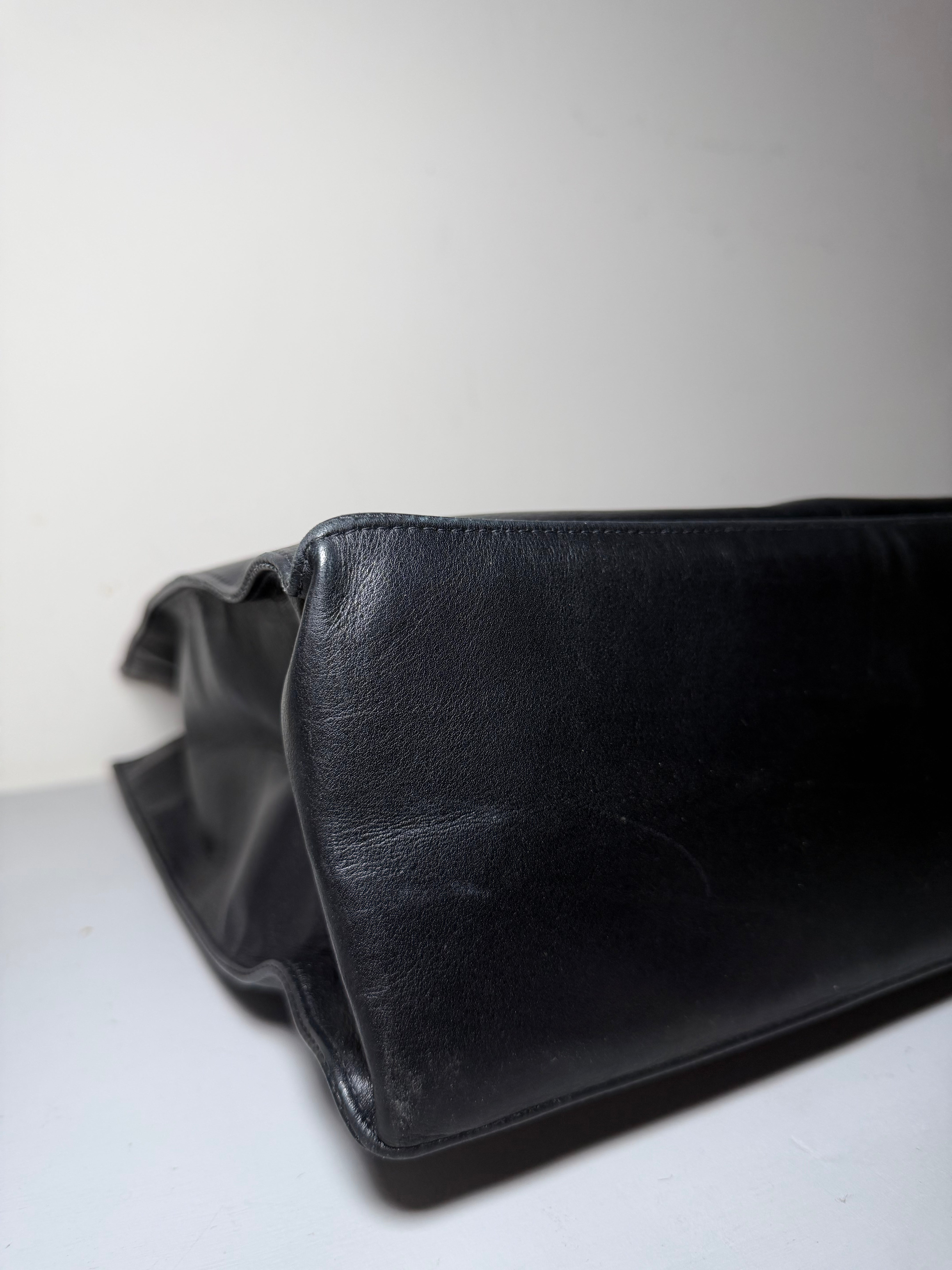 Borsa Chanel Tote Vintage in Pelle Nera