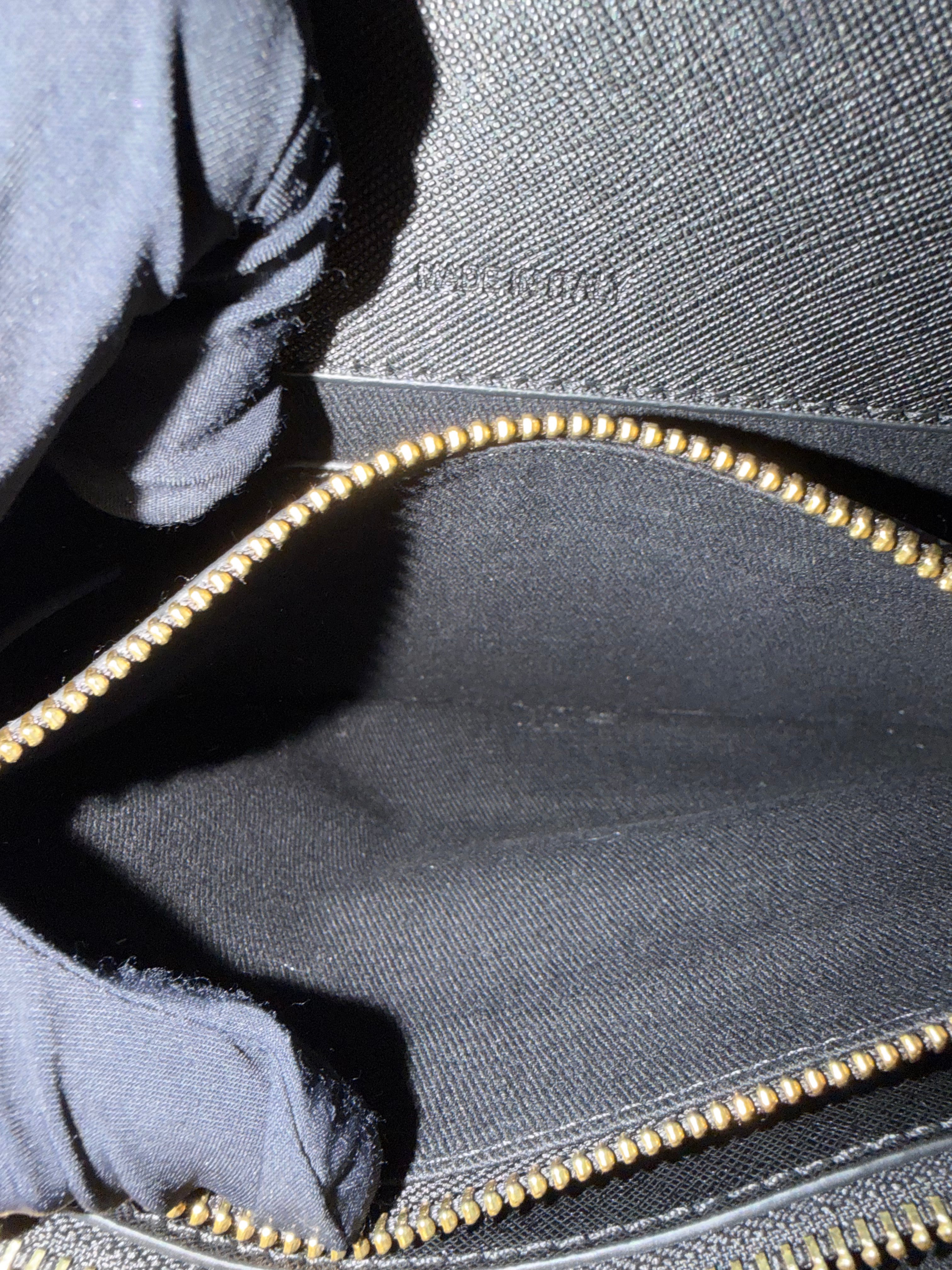 Borsa Trunk di Marni in Pelle Saffiano Nera