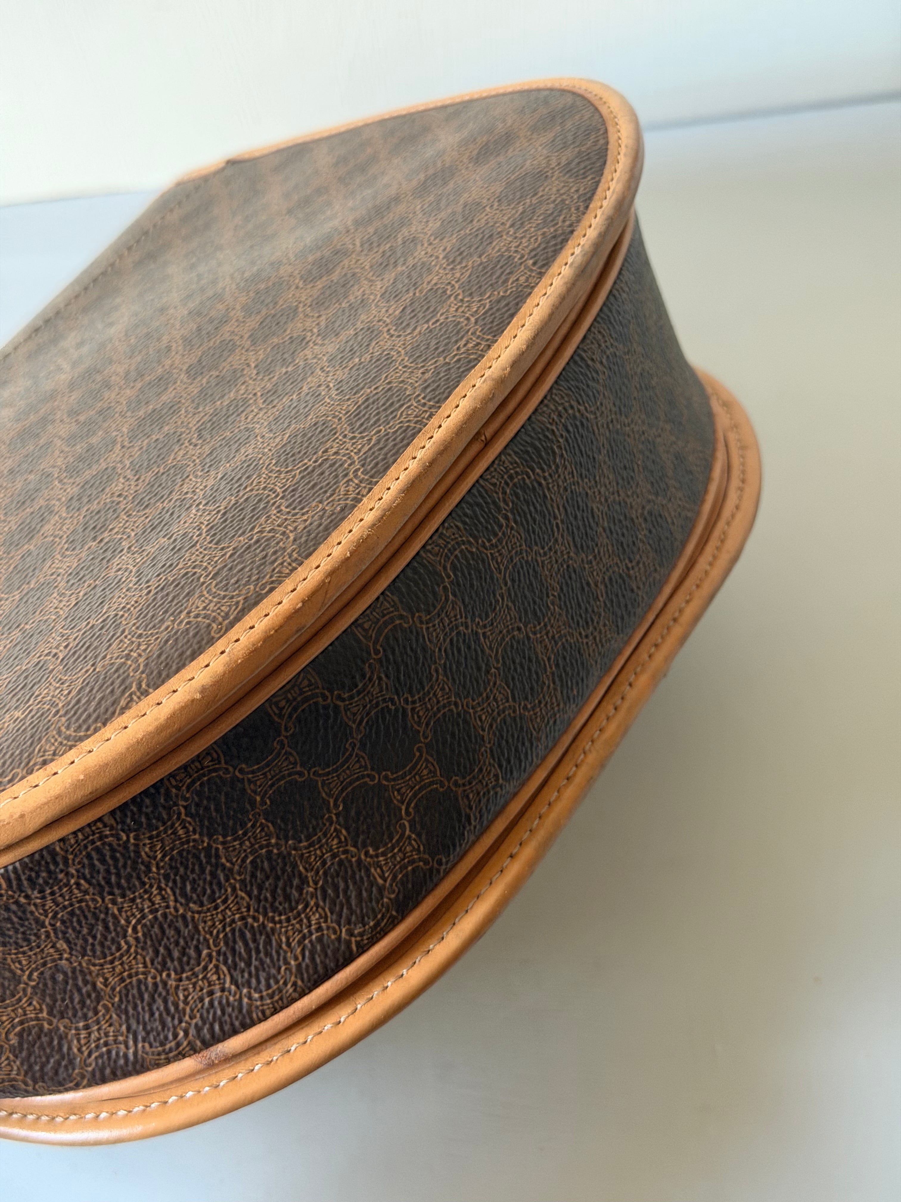 Borsa a Tracolla Vintage Celine con Iconico Motivo Macadam
