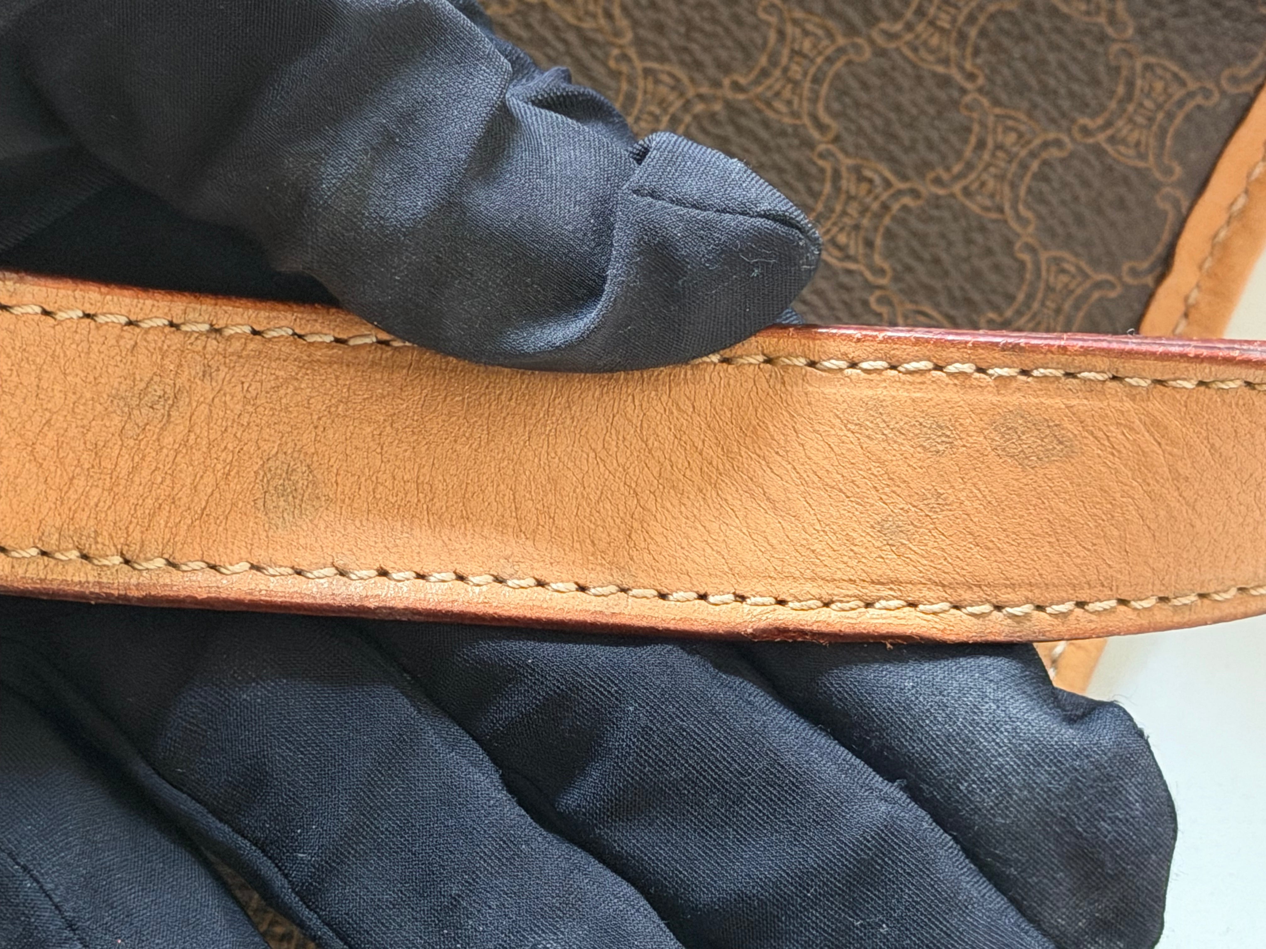 Borsa a Tracolla Vintage Celine con Iconico Motivo Macadam