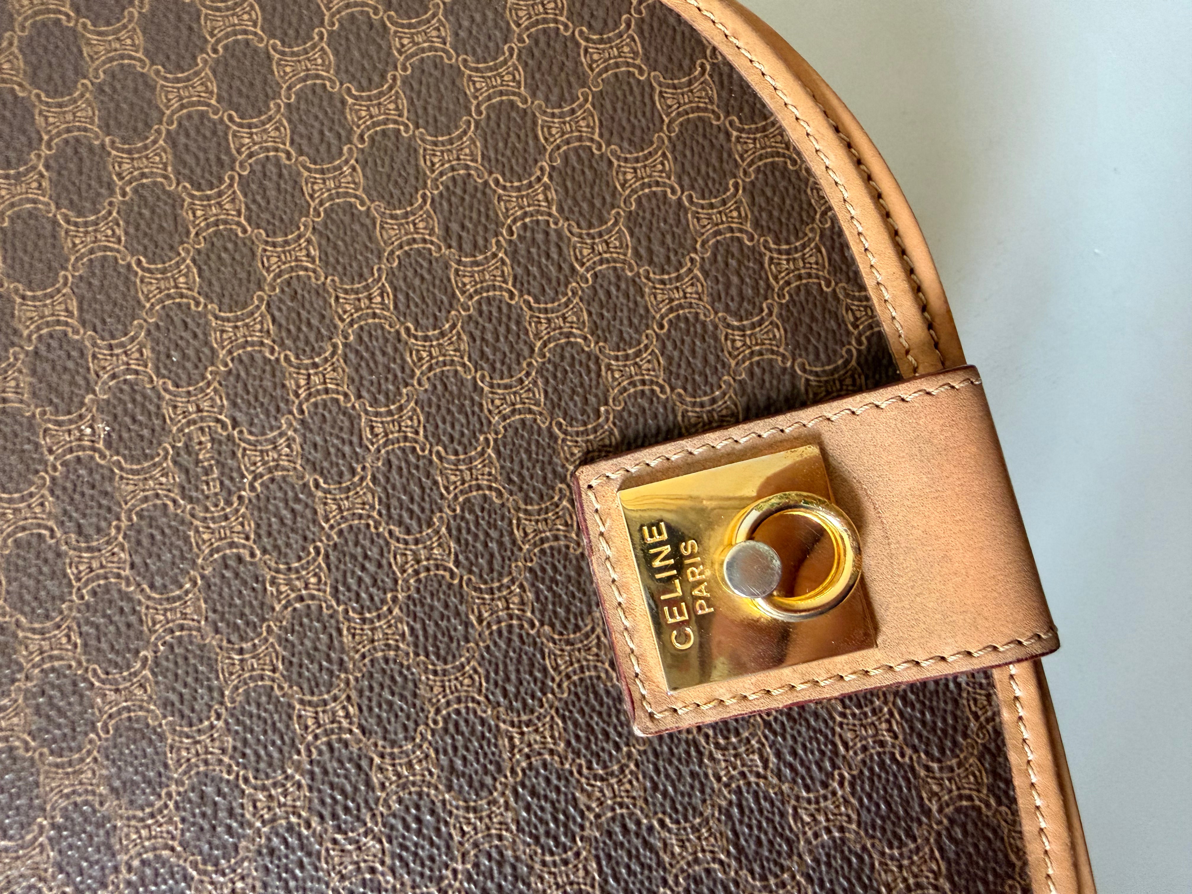 Borsa a Tracolla Vintage Celine con Iconico Motivo Macadam