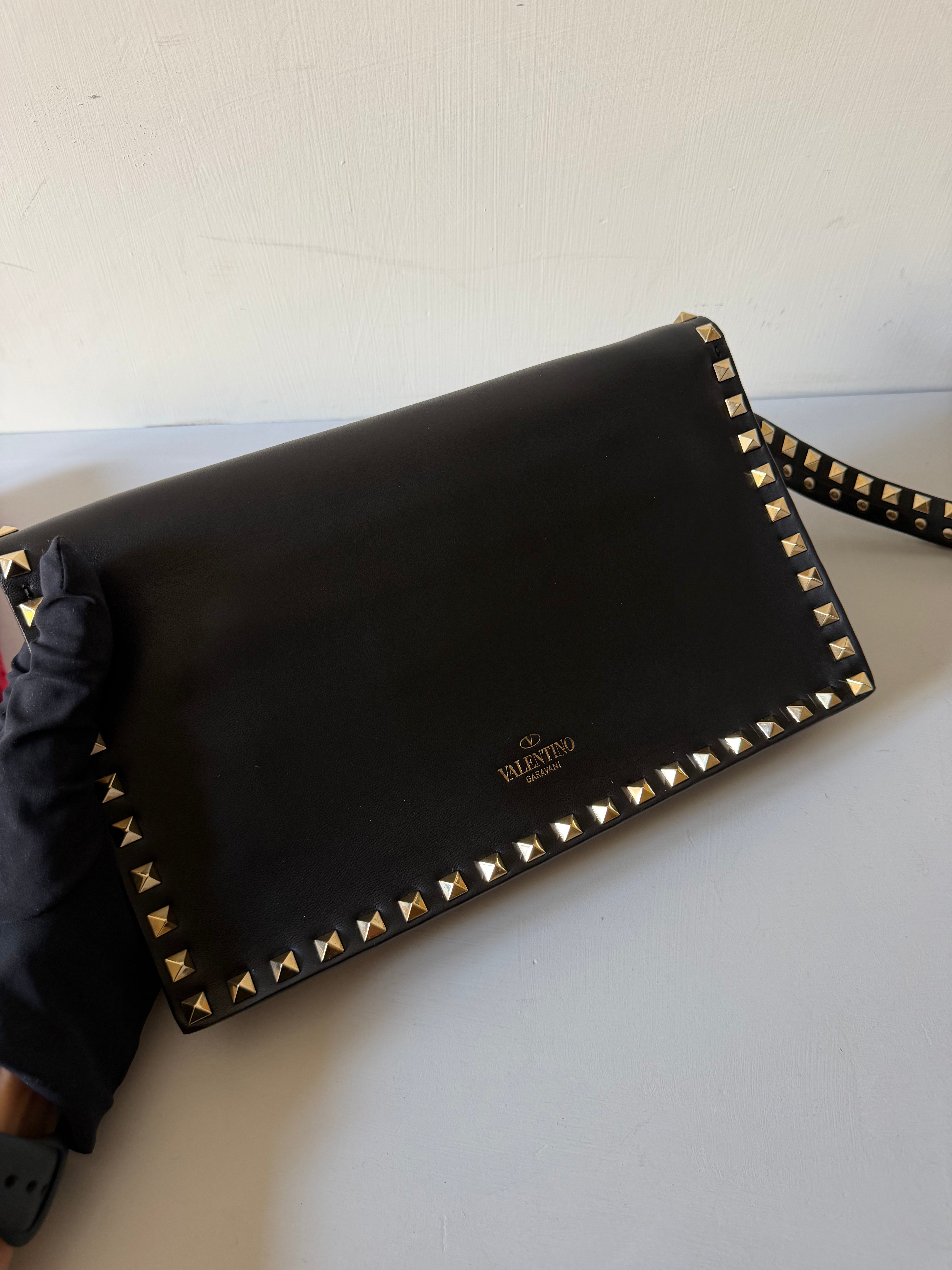 Pochette Valentino Garavani Rockstud