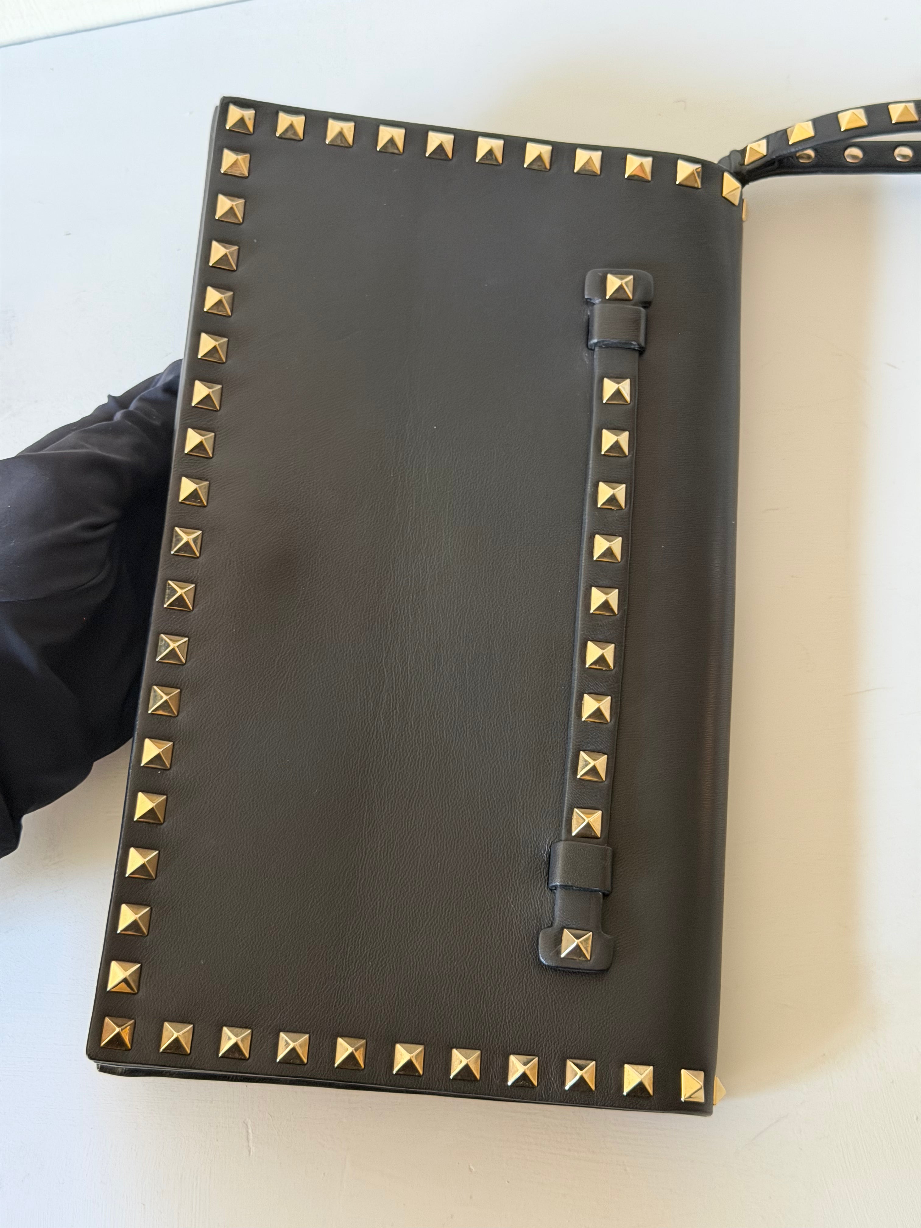 Pochette Valentino Garavani Rockstud