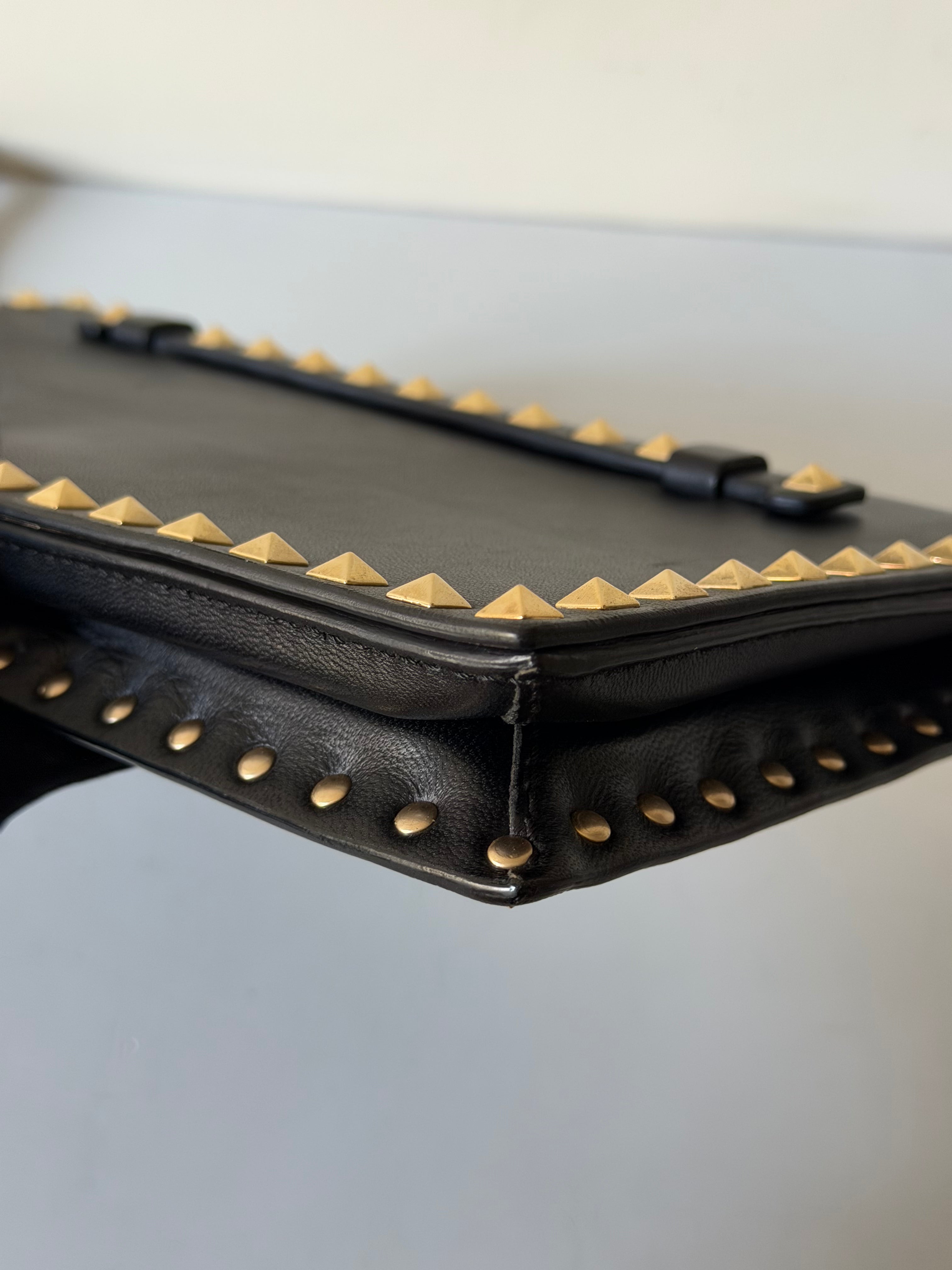 Pochette Valentino Garavani Rockstud