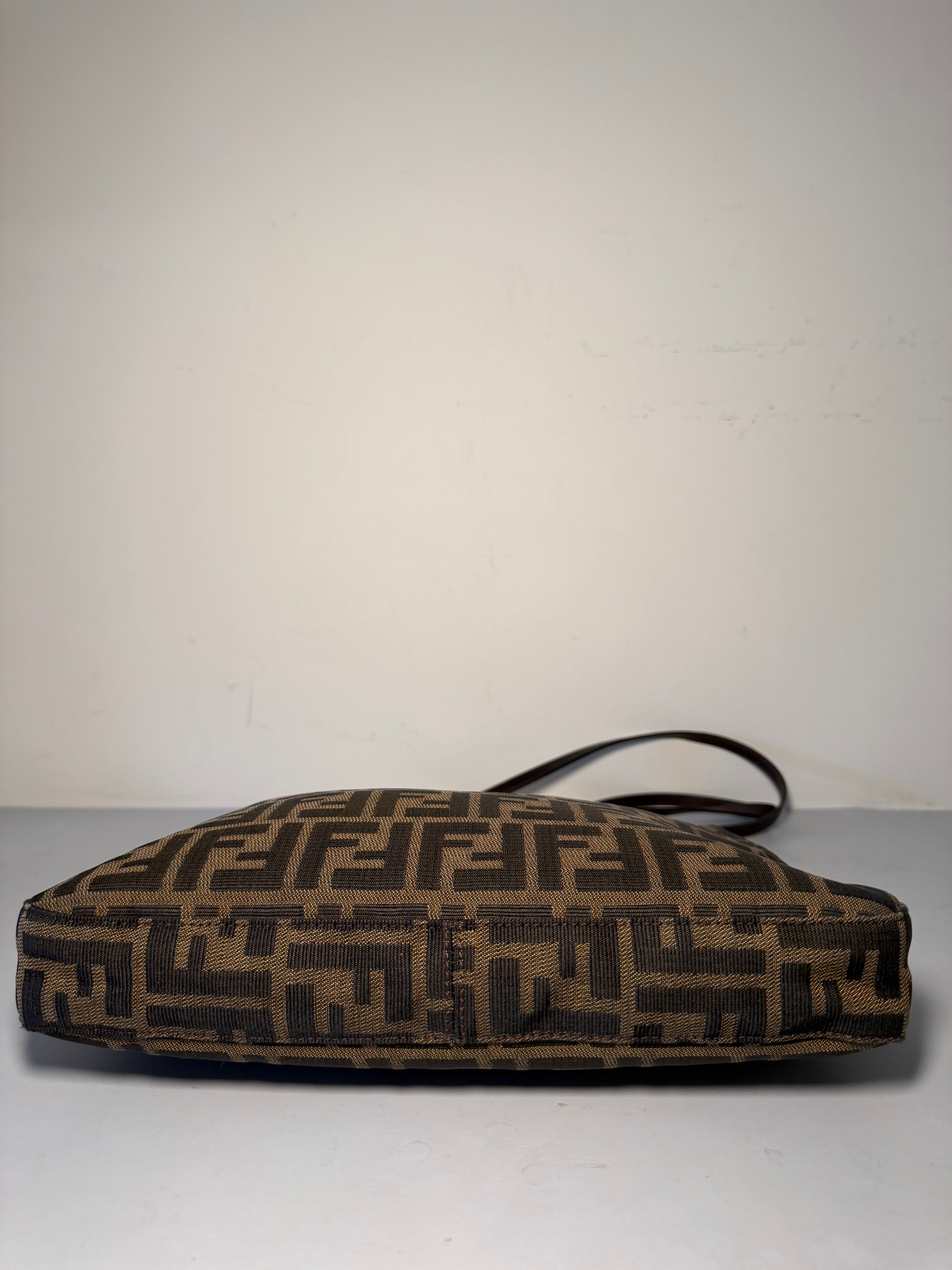 Borsa a Spalla Fendi Vintage in Tela Zucca