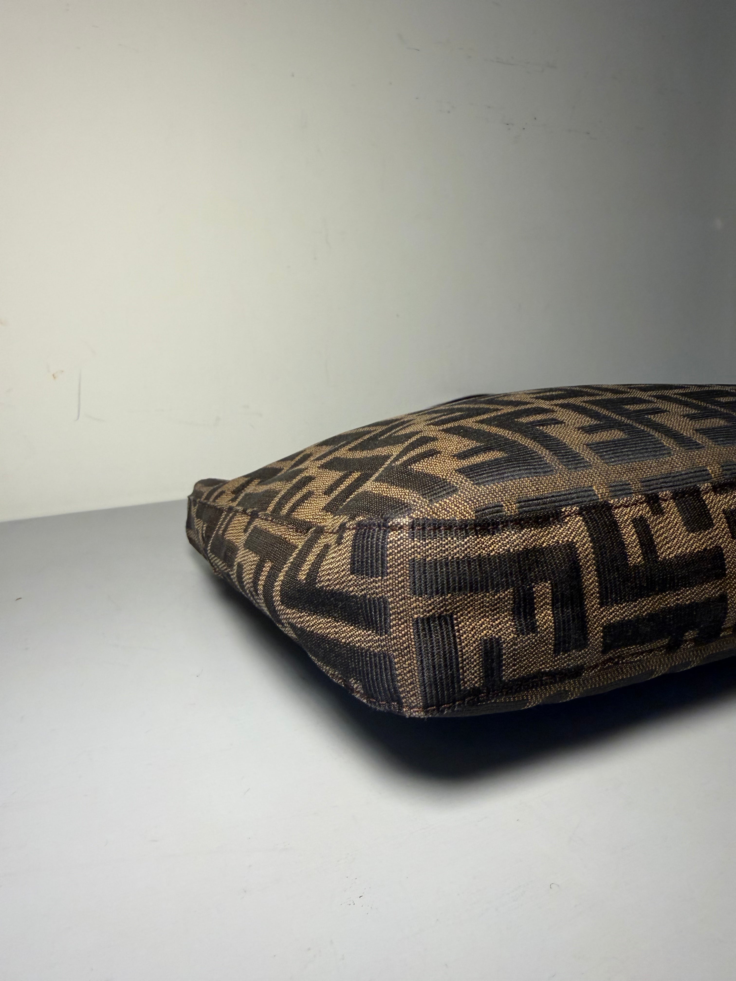 Borsa a Spalla Fendi Vintage in Tela Zucca