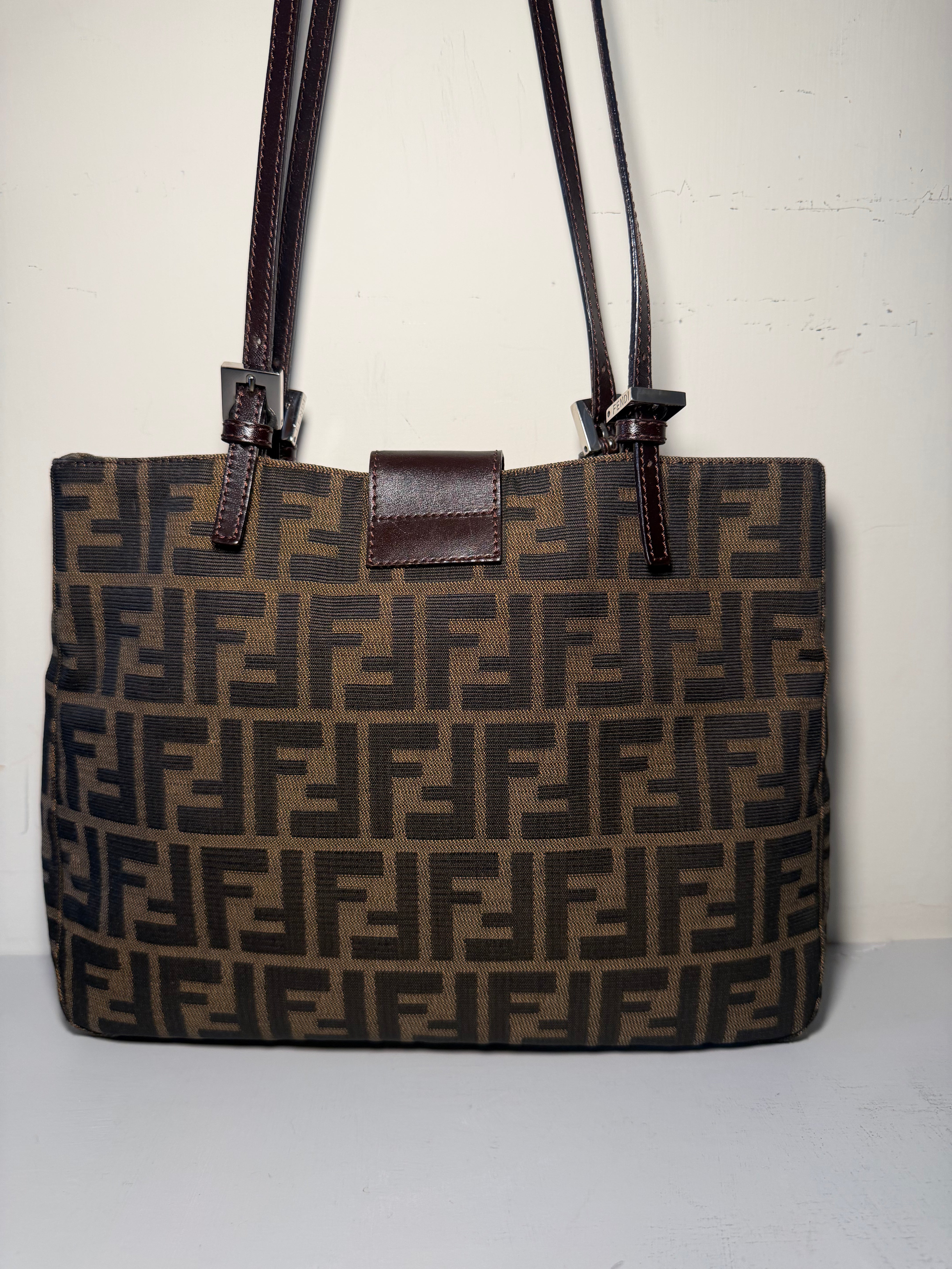 Borsa a Spalla Fendi Vintage in Tela Zucca