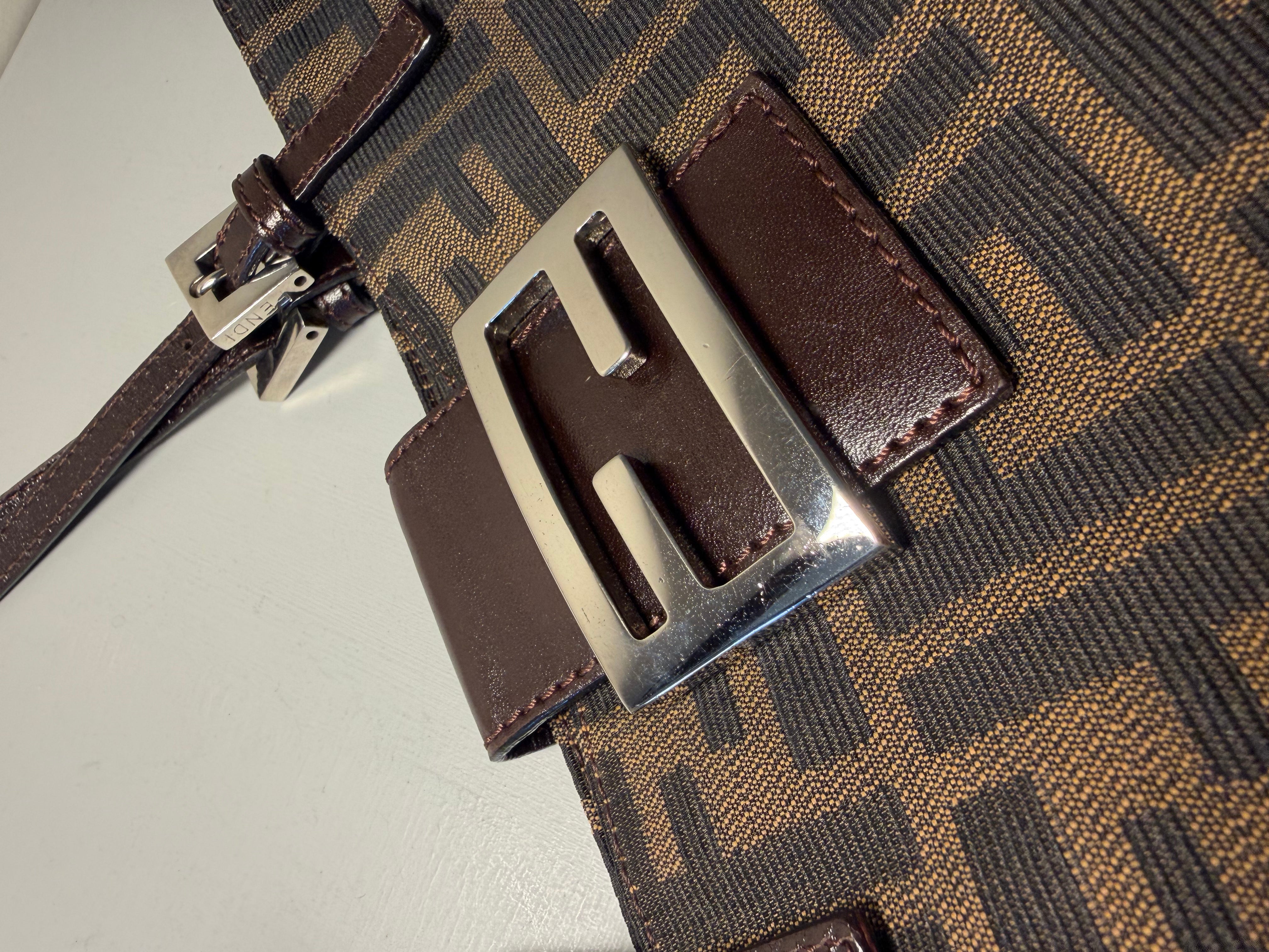 Borsa a Spalla Fendi Vintage in Tela Zucca
