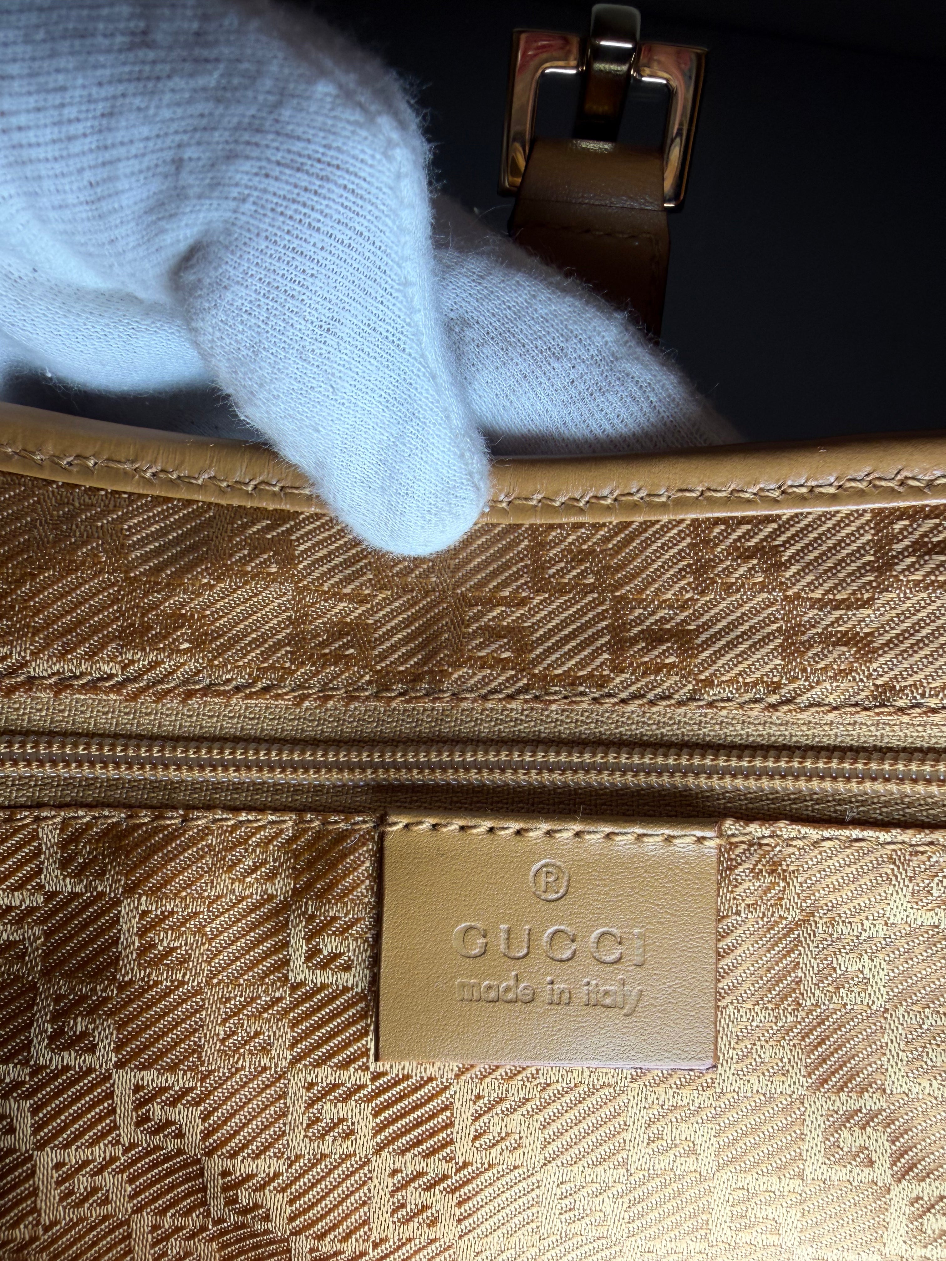 Borsa Gucci Jackie Vintage in Pelle Scamosciata Rosa