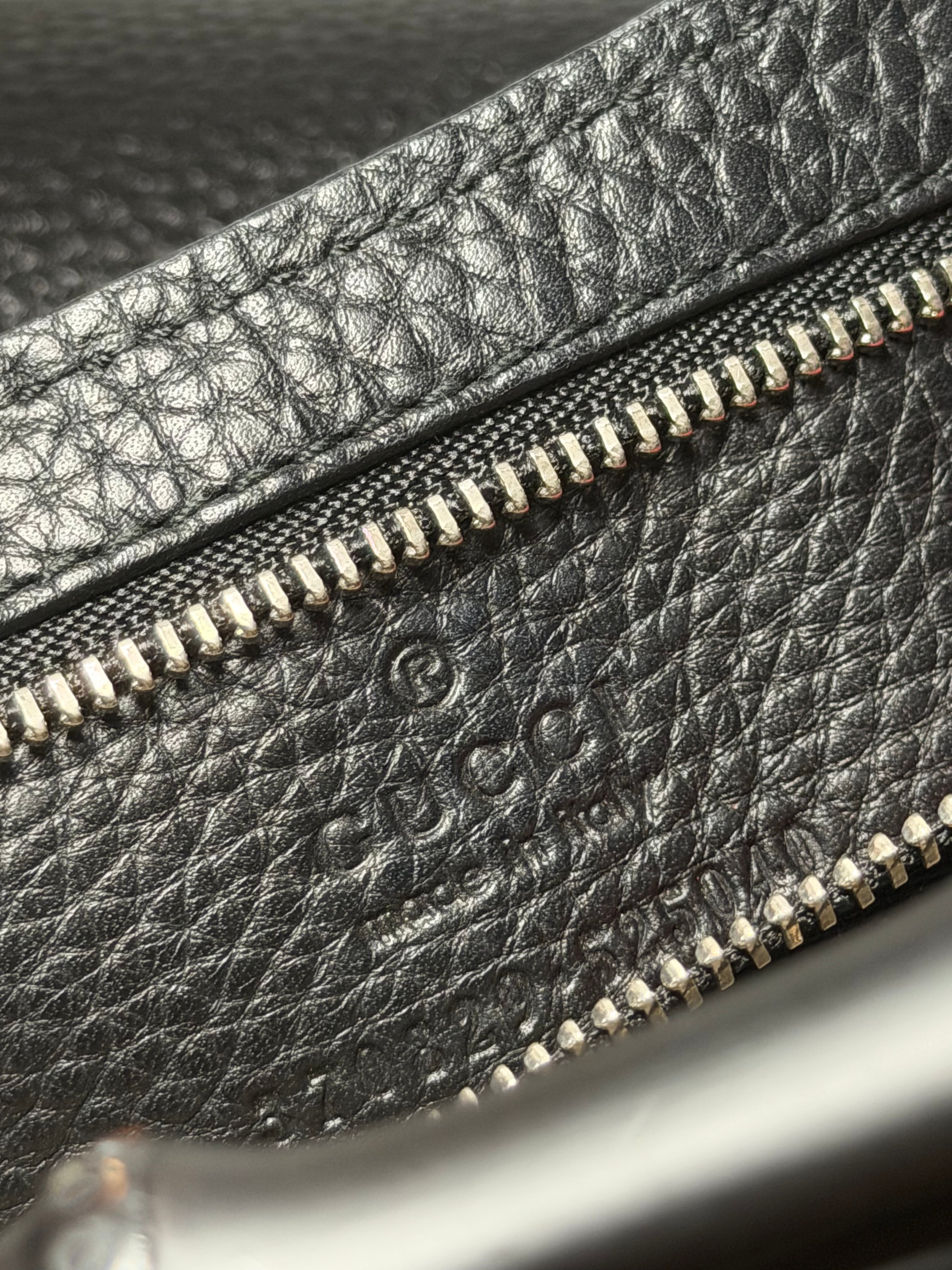 Borsa a Mano Gucci Bamboo Daily in Pelle Nera Martellata
