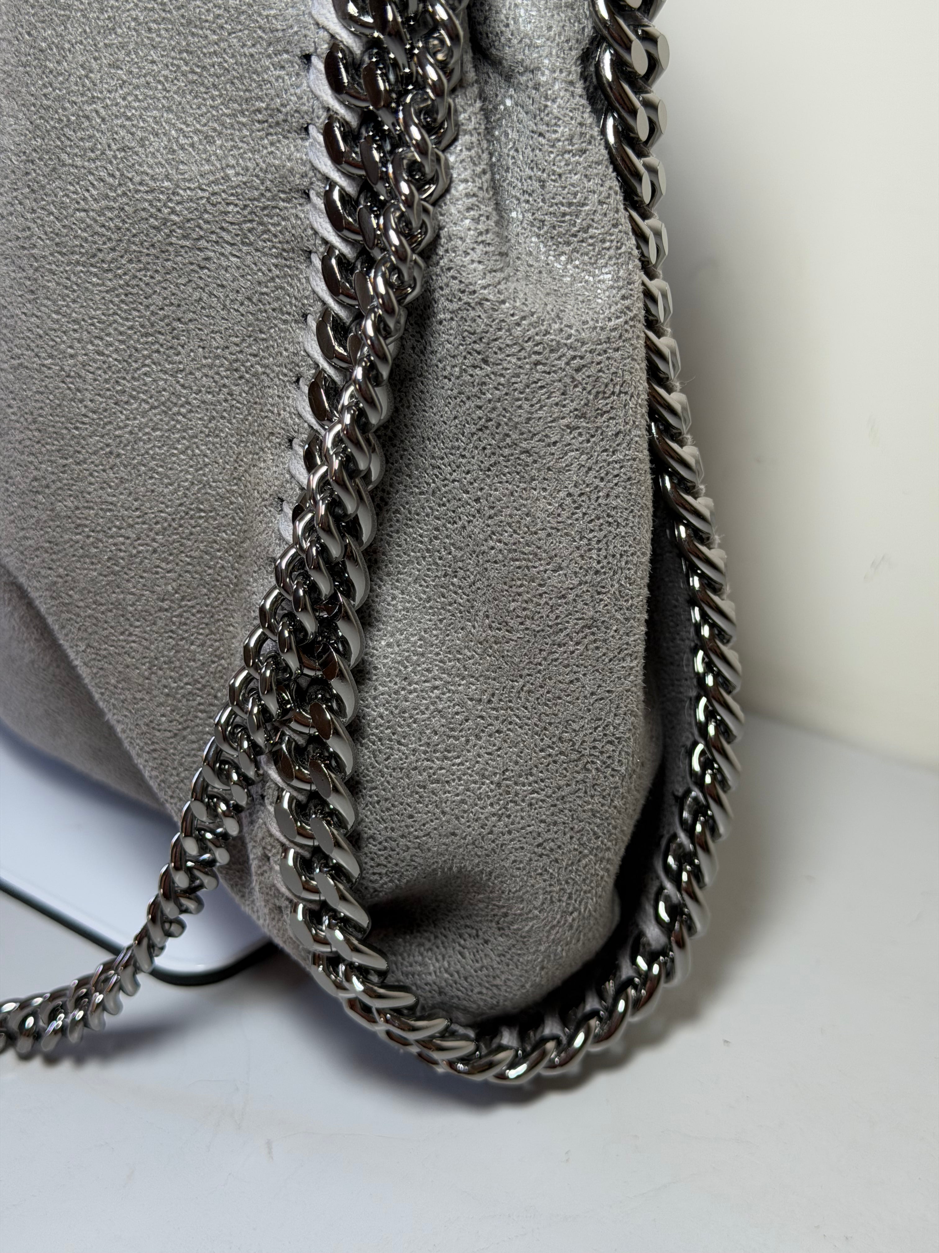 Borsa Stella McCartney Falabella in Ecopelle di Colore Grigio
