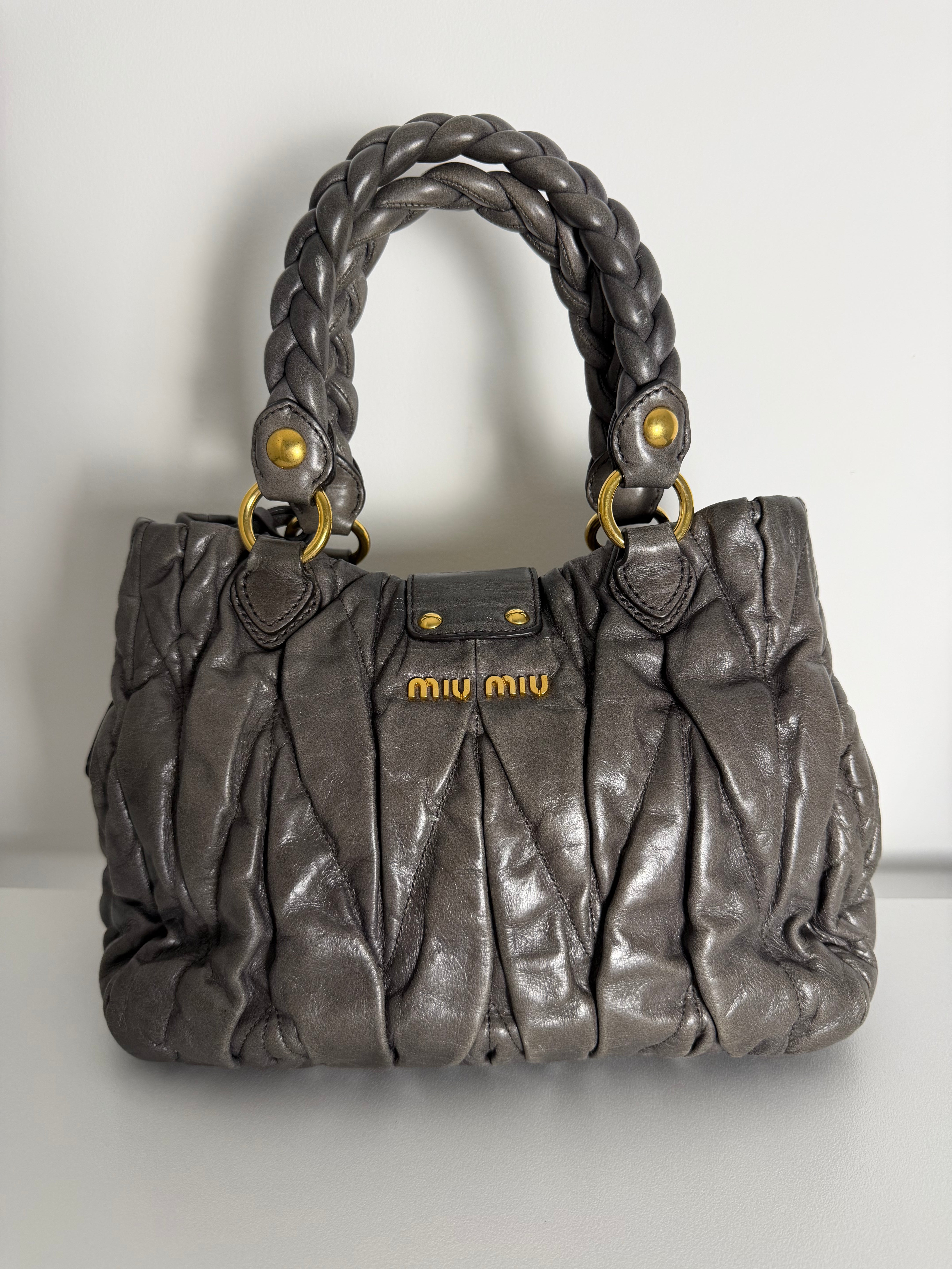 Borsa Miu Miu Matelassé 2 Way in Pelle Grigia